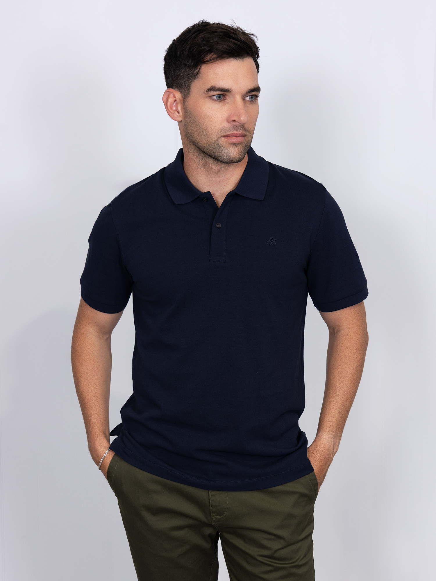 Scotch & Soda logo pique polo shirt in navy with embroidered logo, classic collar, and short sleeves.