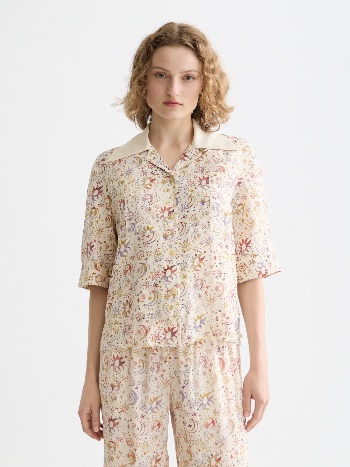 Light-colored printed short-sleeve shirt by Scotch & Soda with a casual fit and vibrant pattern on the front.