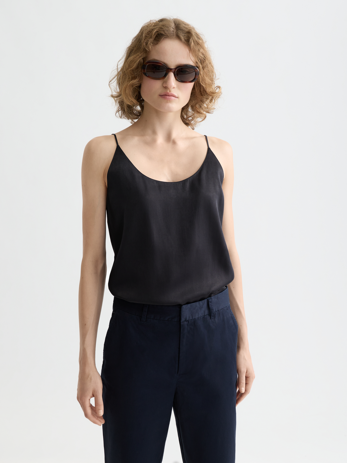 Scotch & Soda woven jersey tank top with soft fabric and sleeveless design, displayed on a neutral background.