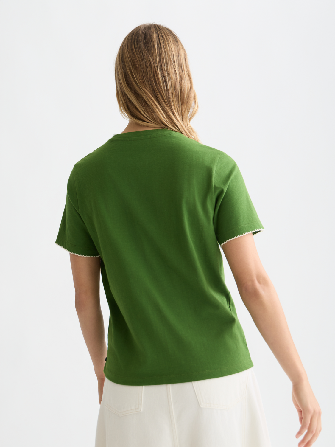 Embroidered SCOTCH & SODA short-sleeve slub t-shirt with intricate embroidery on the back, casual relaxed fit.