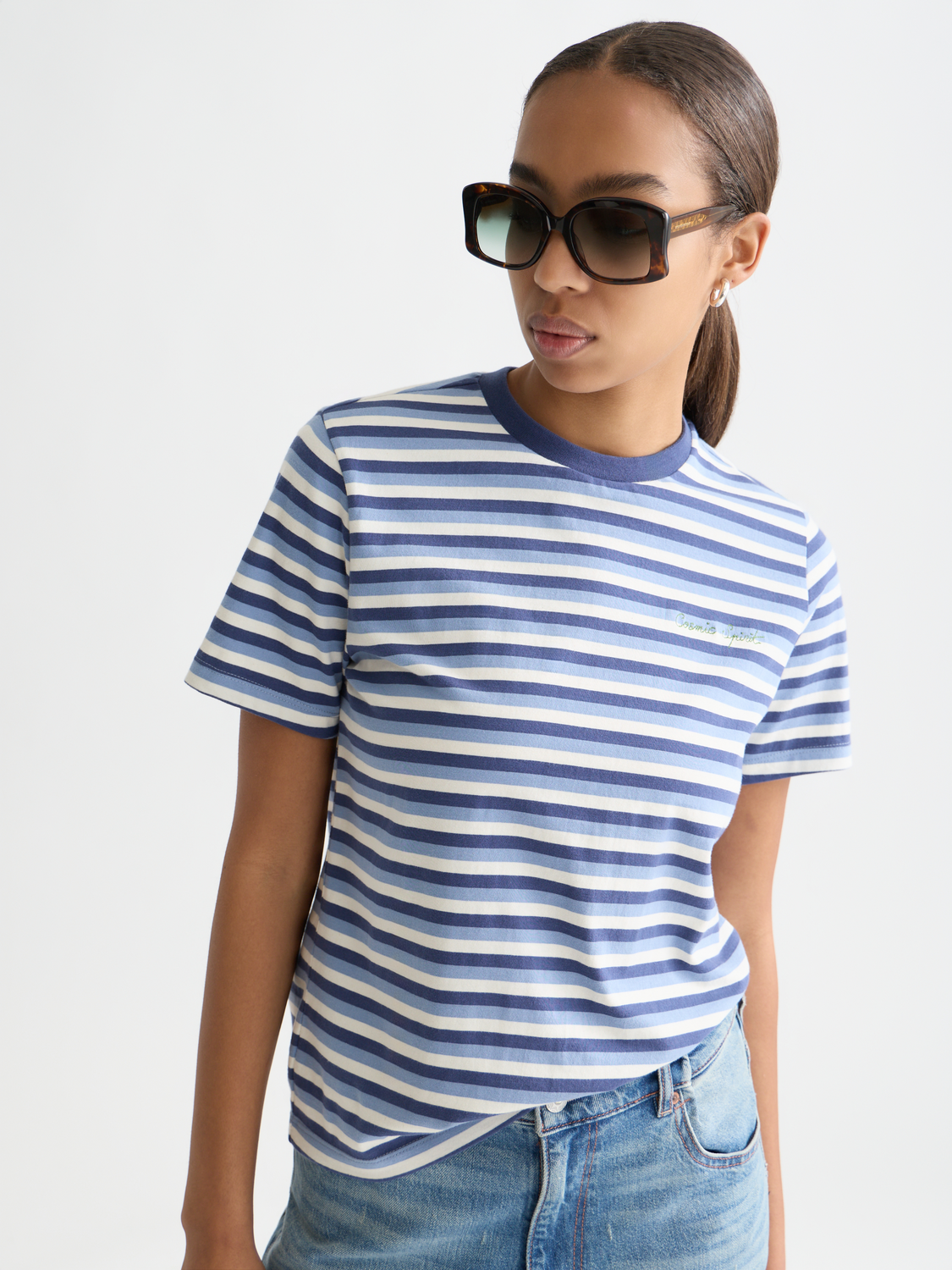 Striped Scotch & Soda short-sleeve t-shirt with blue, white, and red horizontal stripes, casual fit, front crew neckline.