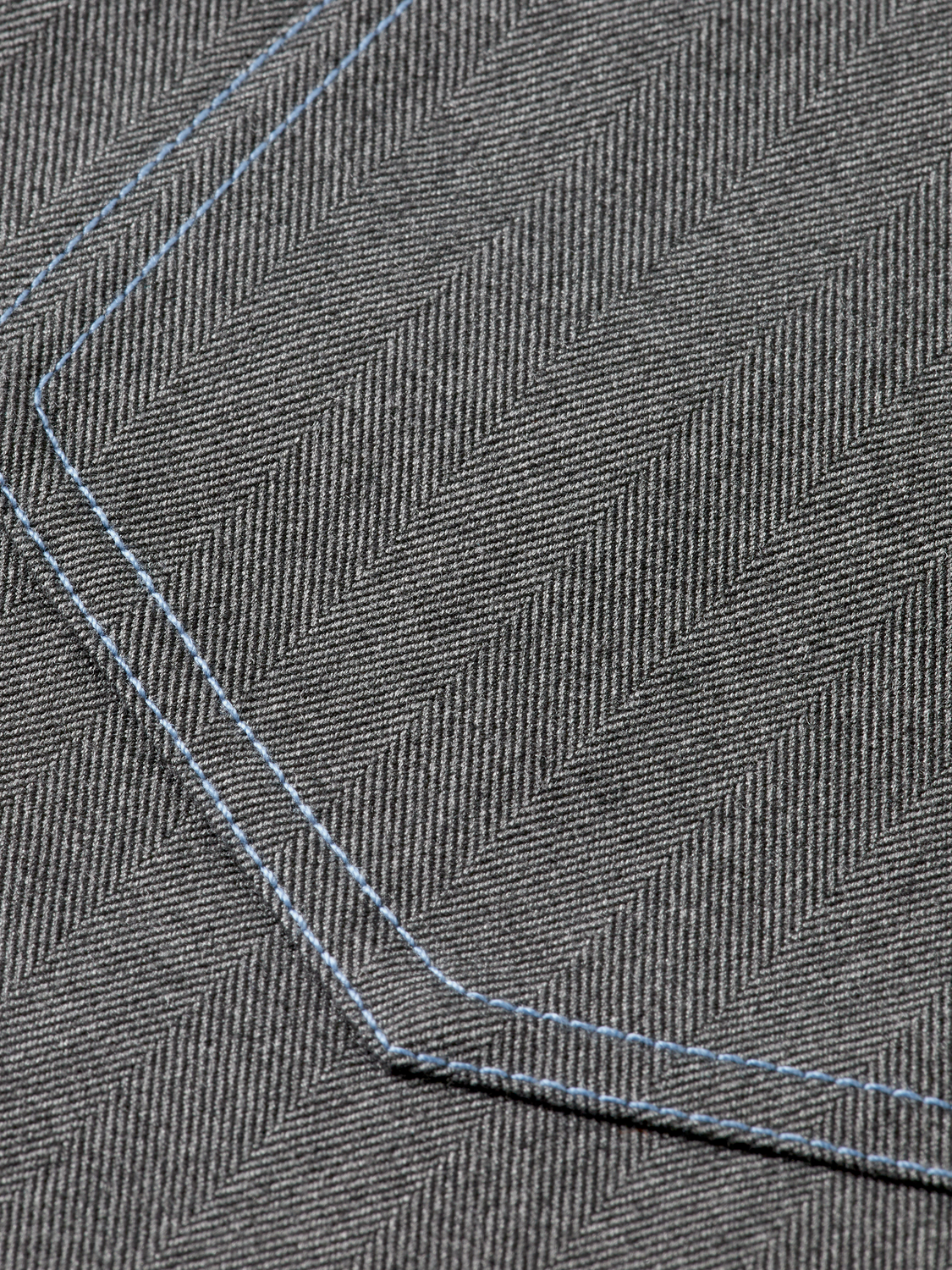 Long-sleeve Scotch & Soda girlfriend herringbone shirt with button front and classic pattern, stylish and versatile for casual wear.