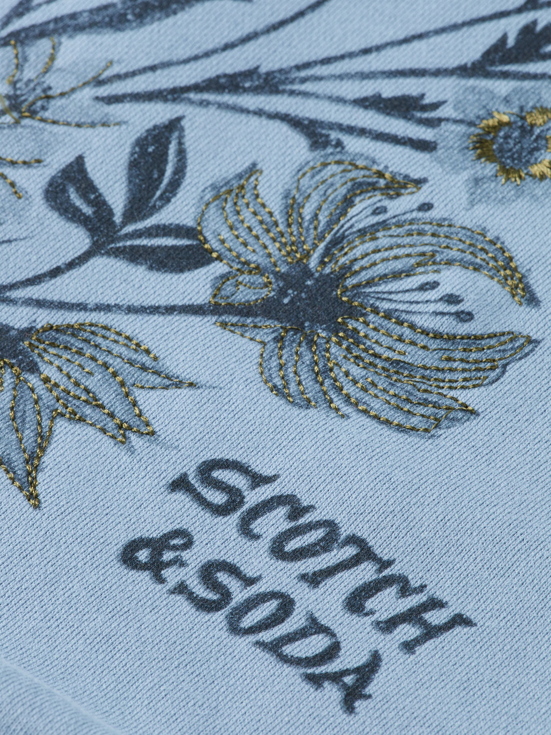 Gray sweatshirt with chest artwork from Scotch & Soda, featuring a comfortable fit and casual style.