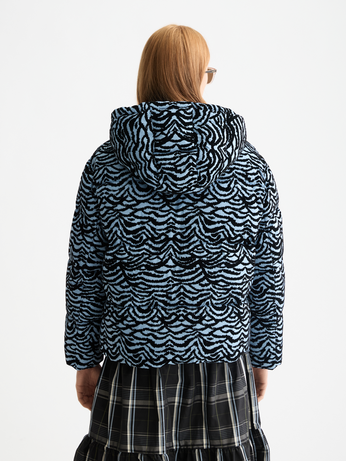 SCOTCH & SODA hooded puffer jacket with quilted design, standing collar, and front zipper, shown in black.