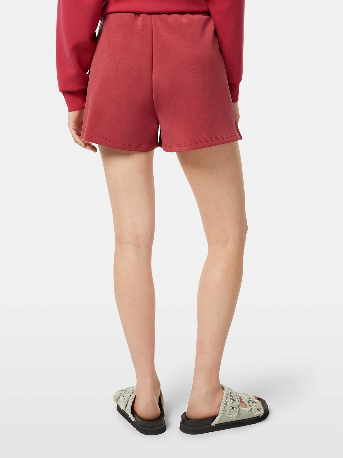 SCOTCH & SODA Tencel shorts, back view on model