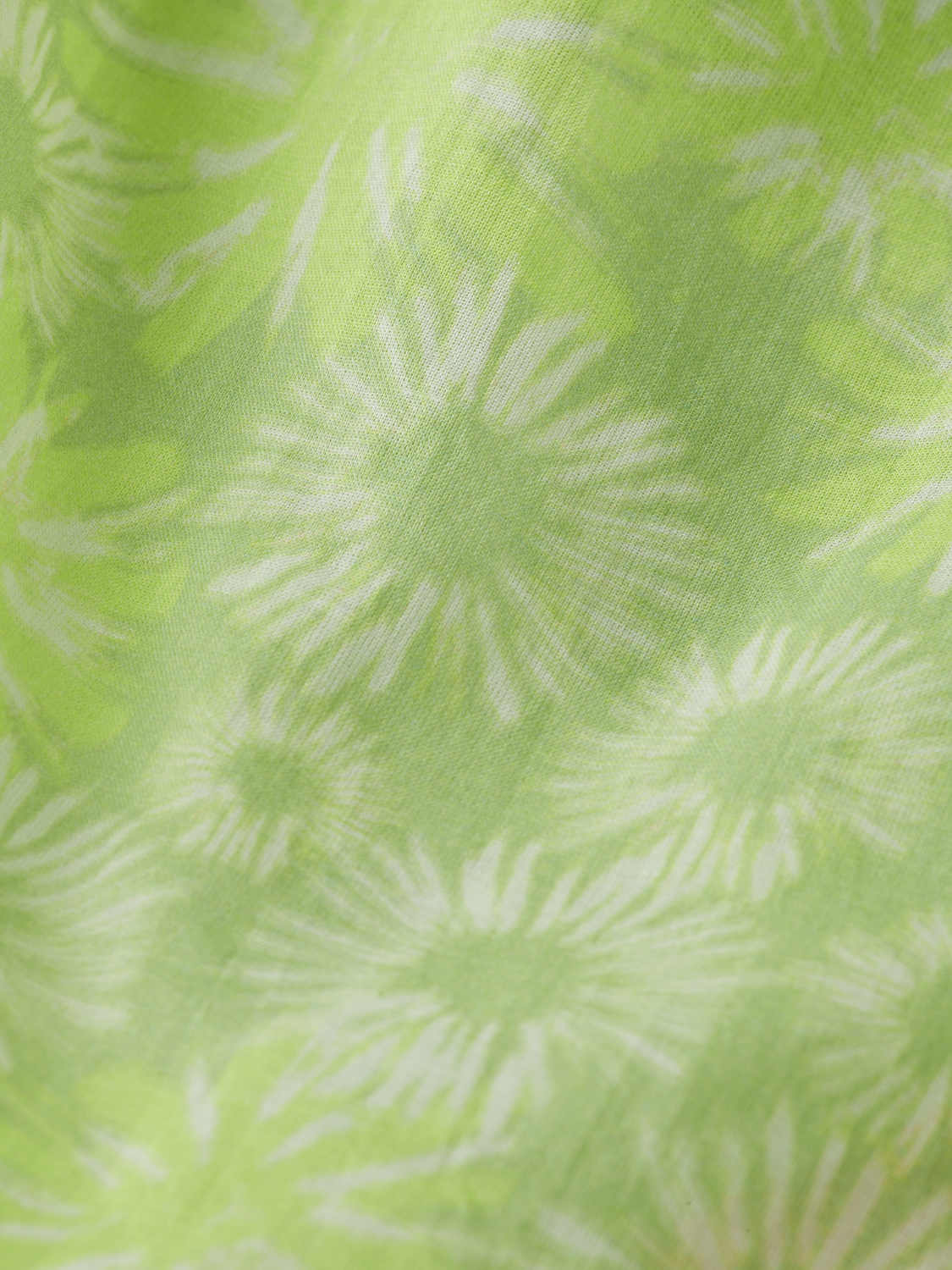 Scotch & Soda maxi dress with floral pattern, sleeveless design, and flowing fabric ideal for summer or casual wear.