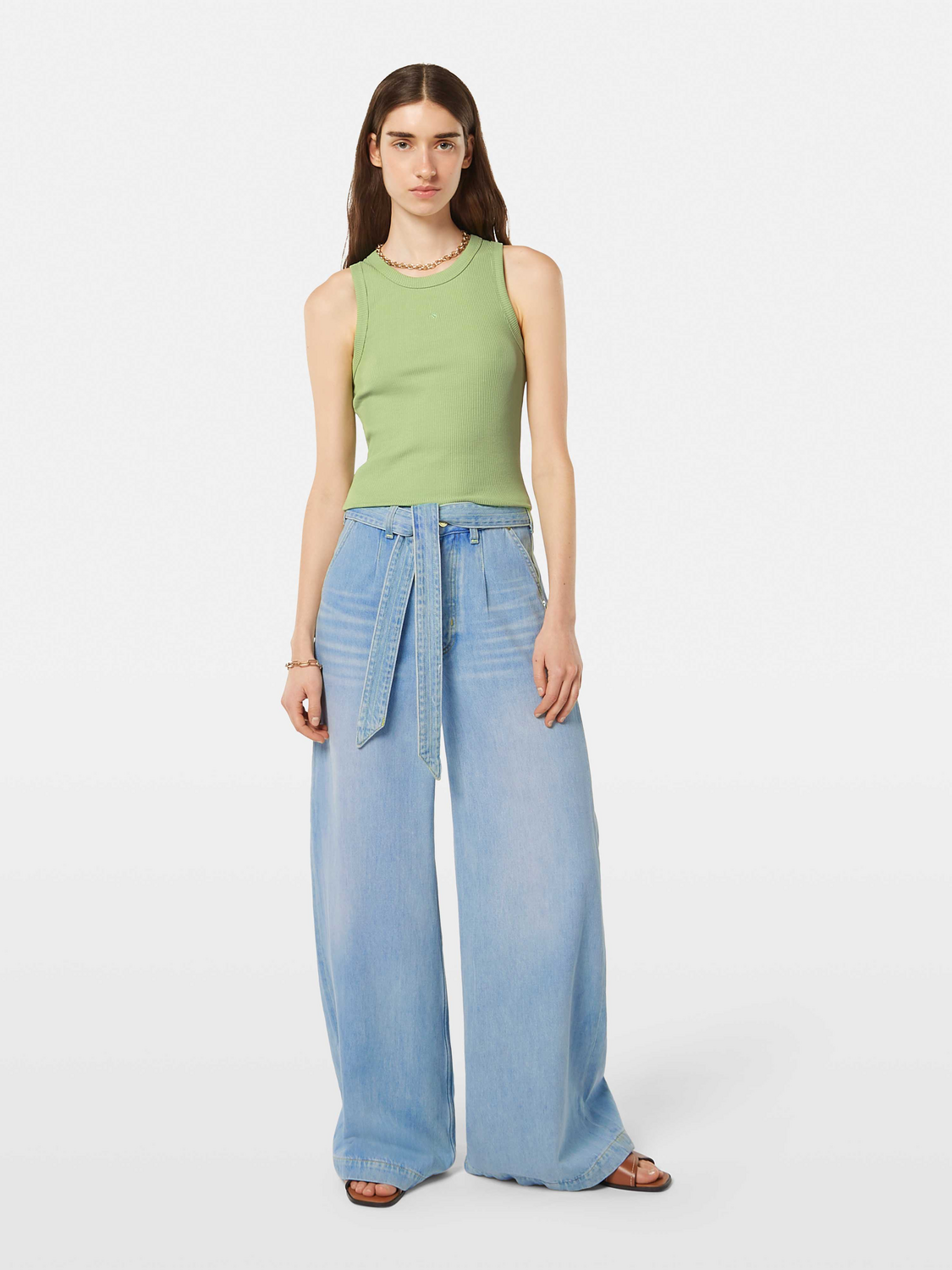 Wave wide-fit denim jeans by Scotch & Soda, featuring a relaxed fit and classic blue wash, shown on a model.