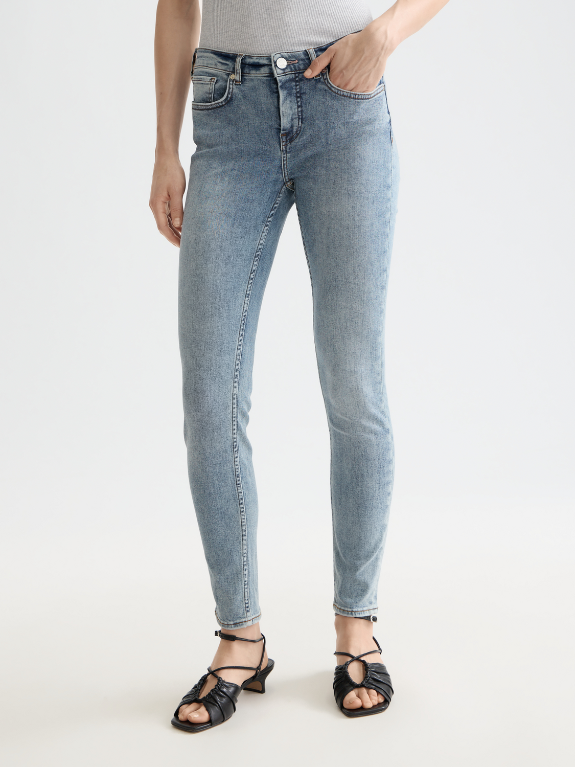 Scotch & Soda Bohemienne skinny-fit denim jeans with a classic five-pocket design and light wash finish.