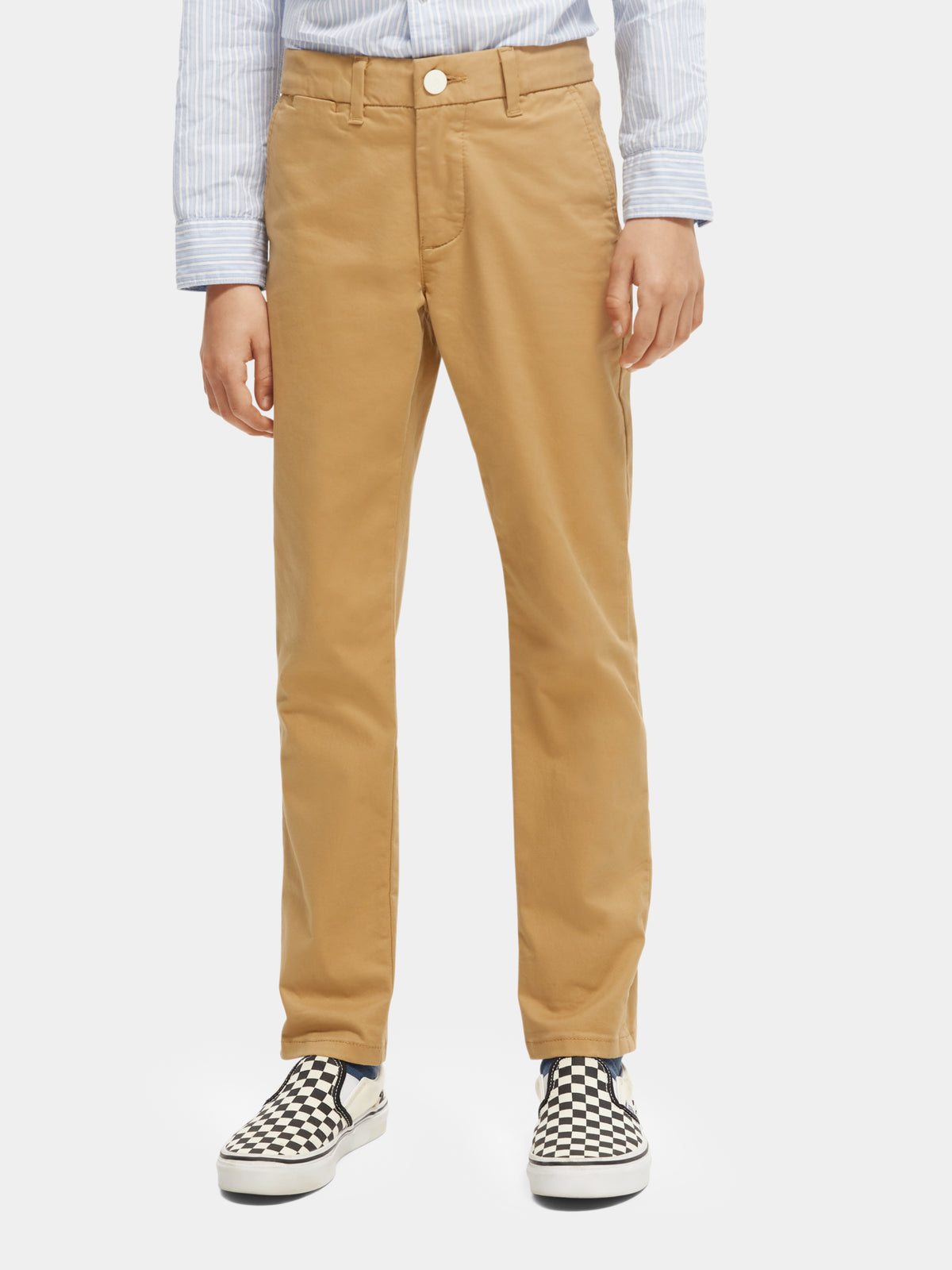 Slim-fit chino pants from Scotch & Soda in classic regular fit, featuring a clean, versatile design for casual or smart occasions.
