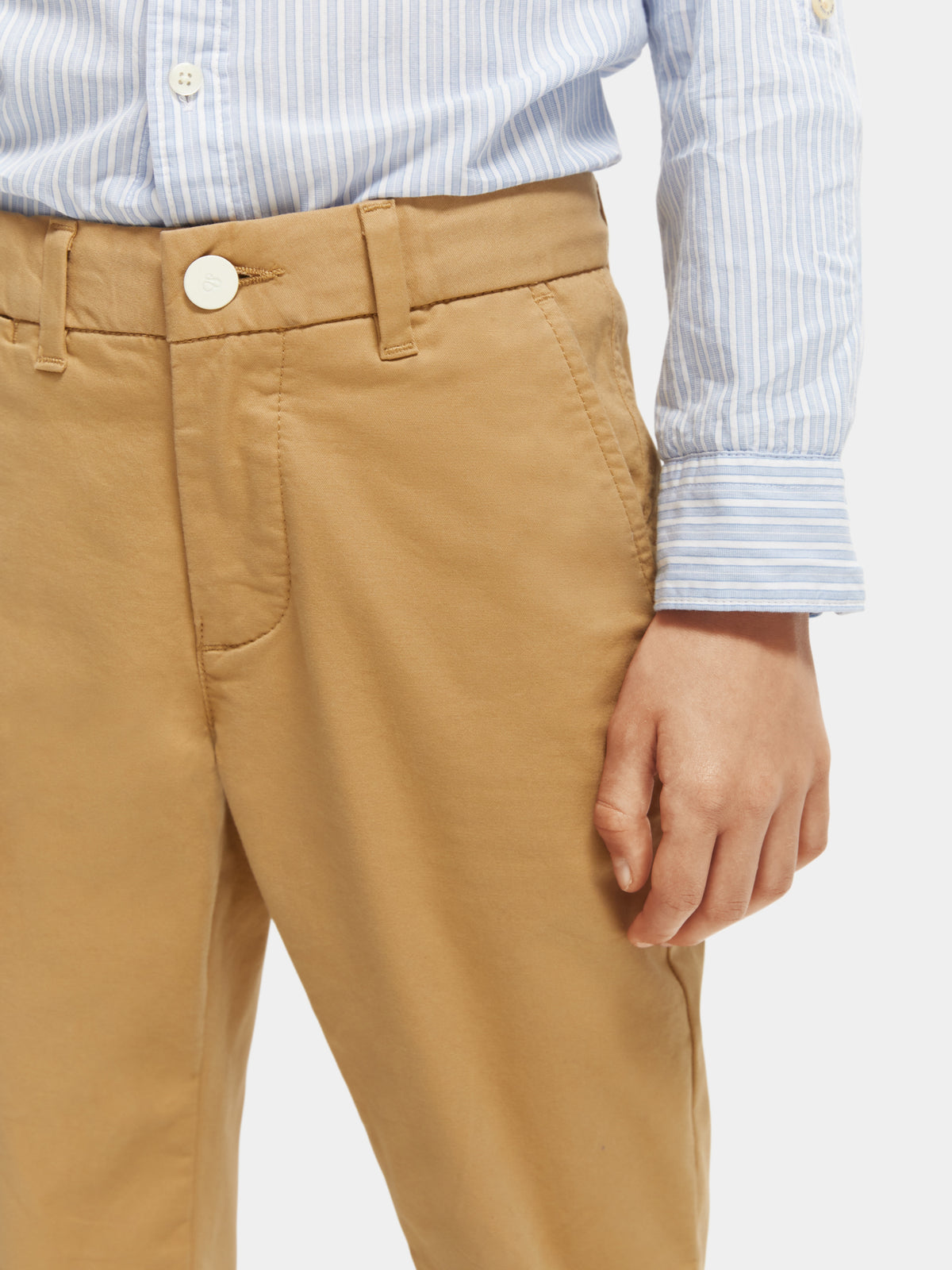 Slim-fit Scotch & Soda classic chino pants in a regular fit, featuring a clean design and neutral color.
