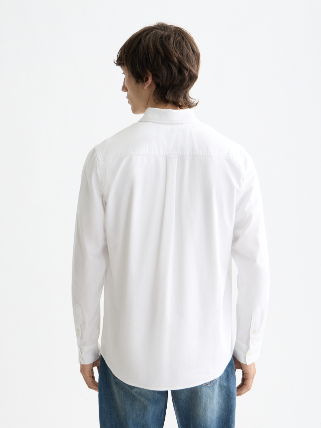 Long-sleeve Oxford shirt by Scotch & Soda, featuring a classic button-down design in a dark color.