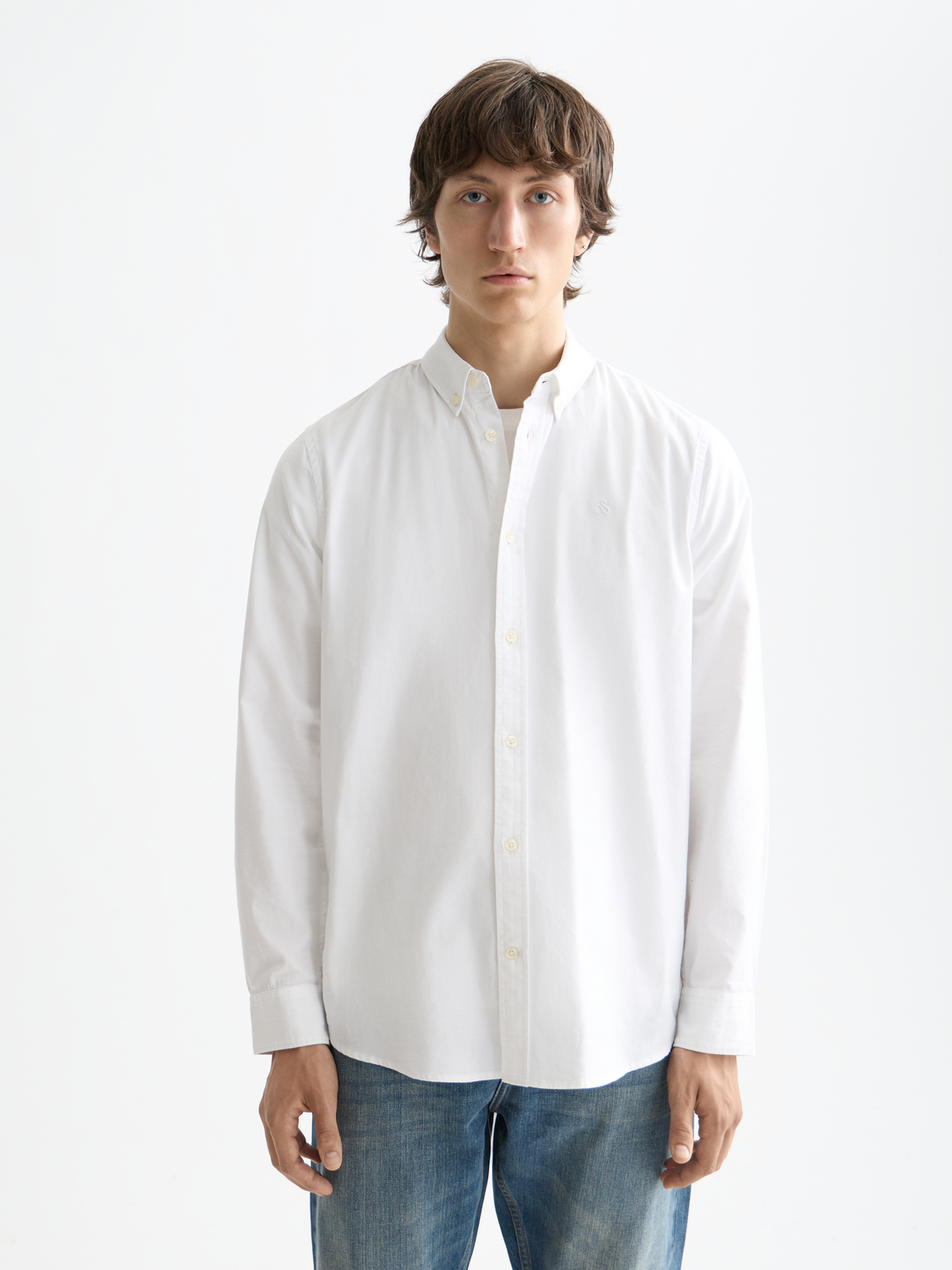 Long sleeve Oxford shirt by Scotch & Soda featuring a classic collar and button-down front in crisp fabric.