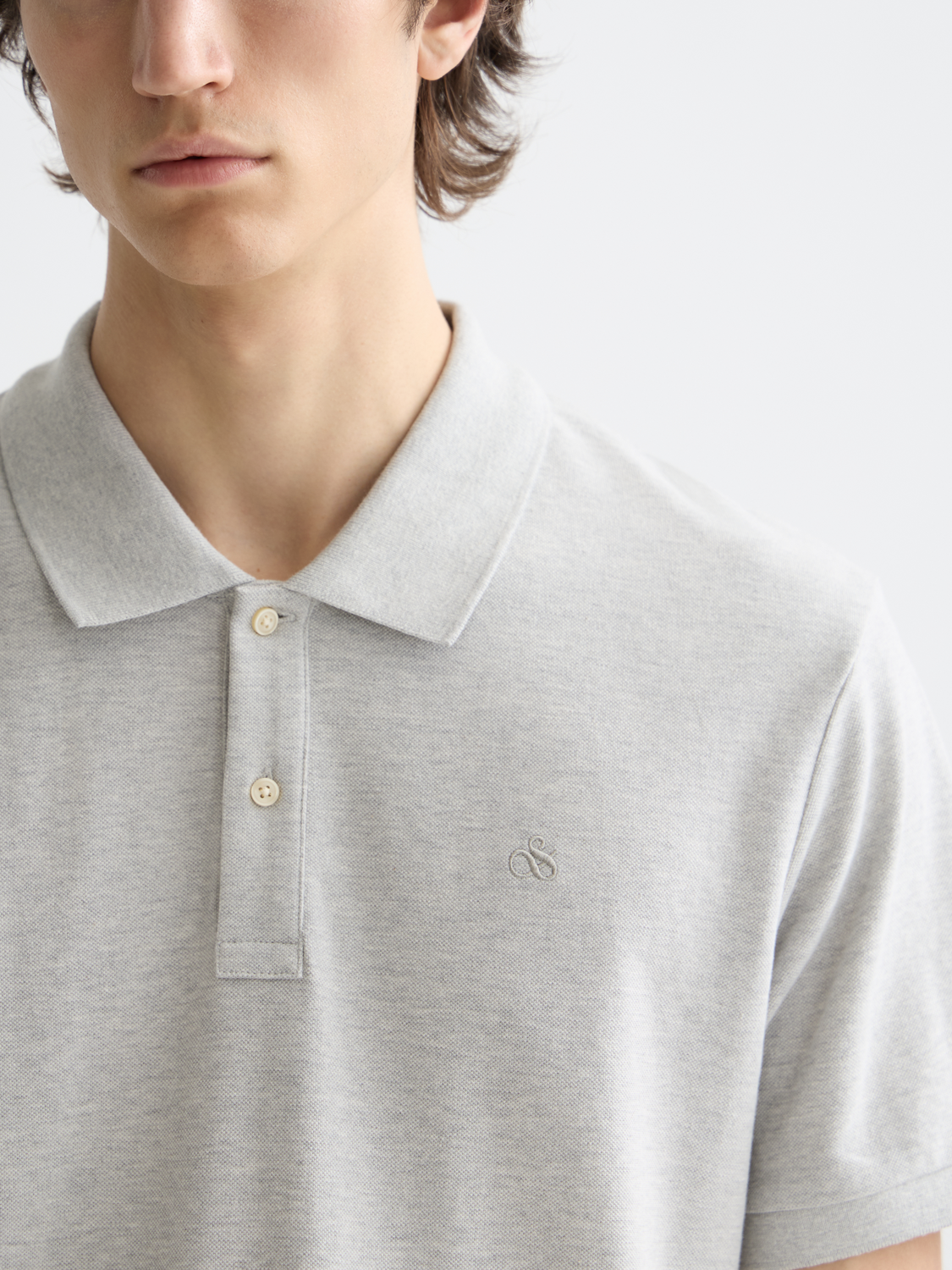 Scotch & Soda logo pique polo shirt in navy with collar and short sleeves, casual men's polo with embroidered logo detail