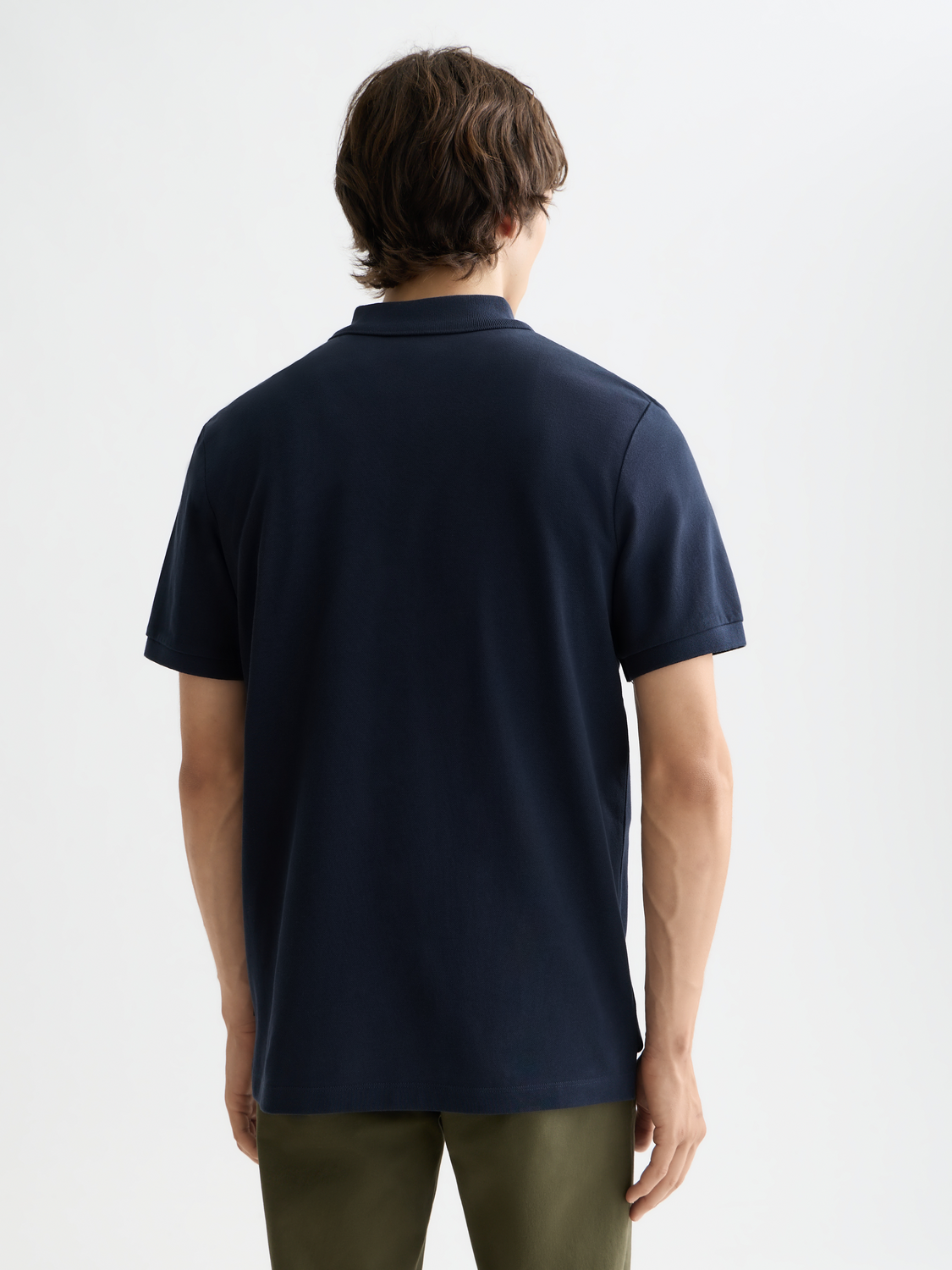 Scotch & Soda men's logo pique polo shirt in navy with a classic collar and short sleeves.