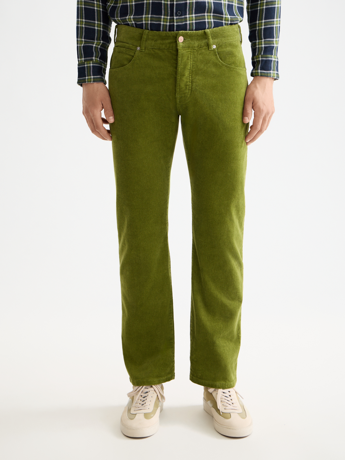 SCOTCH & SODA Zee straight-fit pants in dark fabric, showing front view with waistband and pockets.
