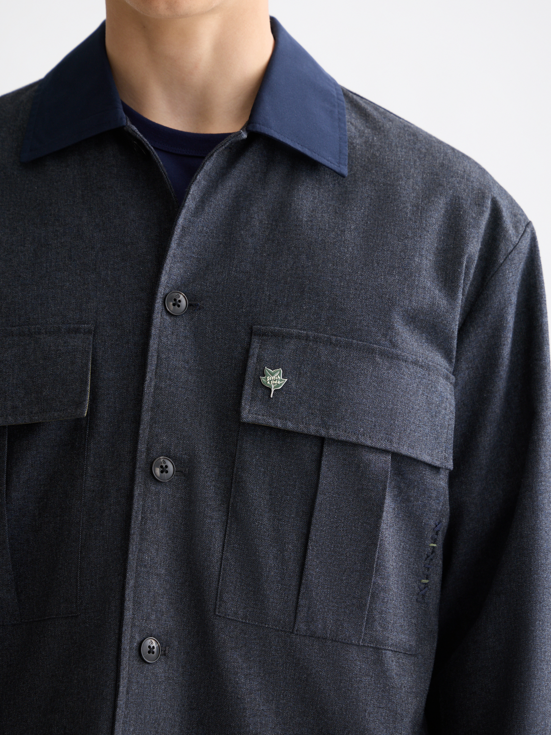 SCOTCH & SODA melange utility overshirt jacket with multiple pockets and button closure, casual style in a textured fabric.