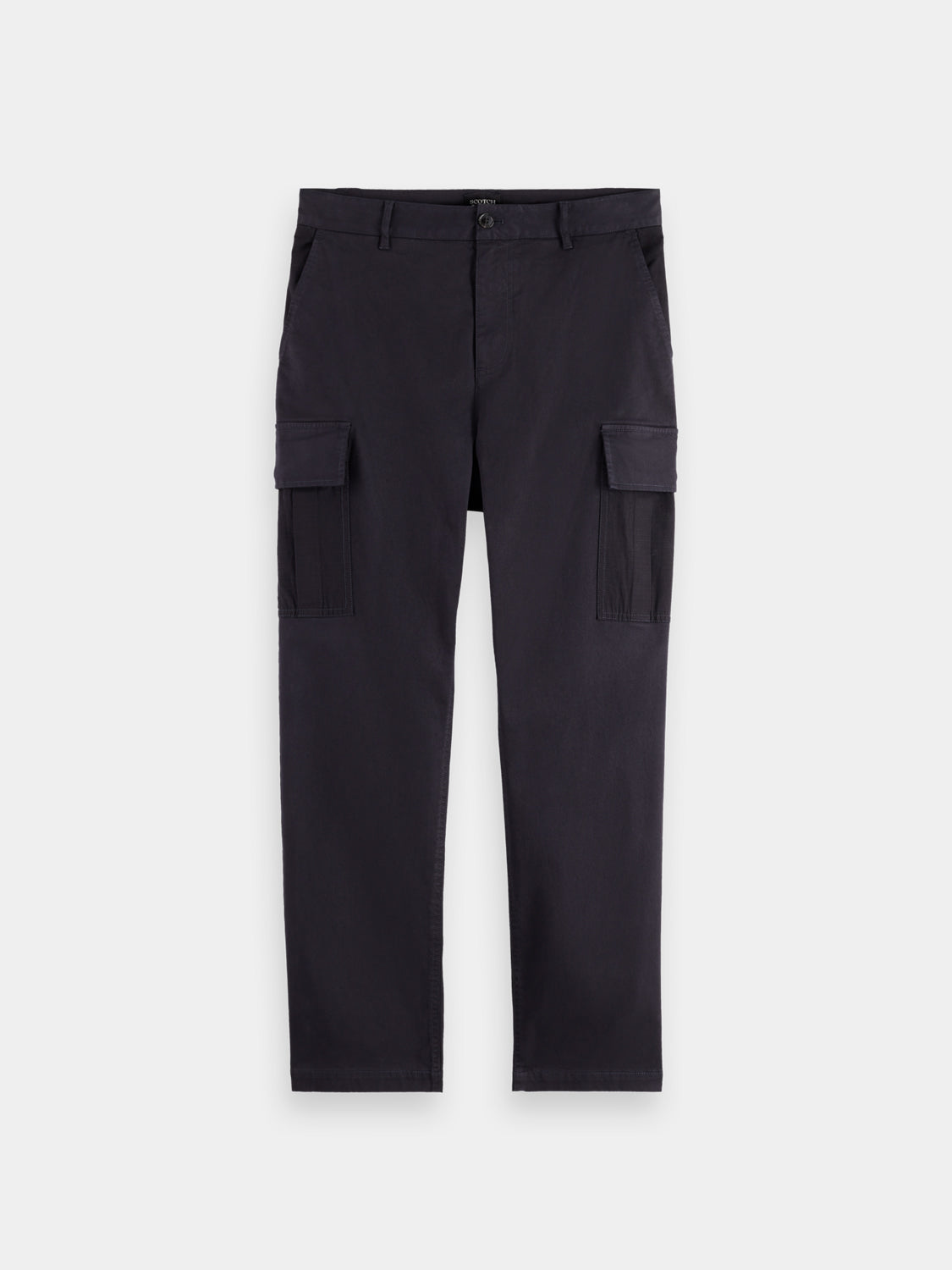 SCOTCH & SODA Harper cargo pants with multiple pockets, relaxed fit, and durable fabric, shown in a neutral color.