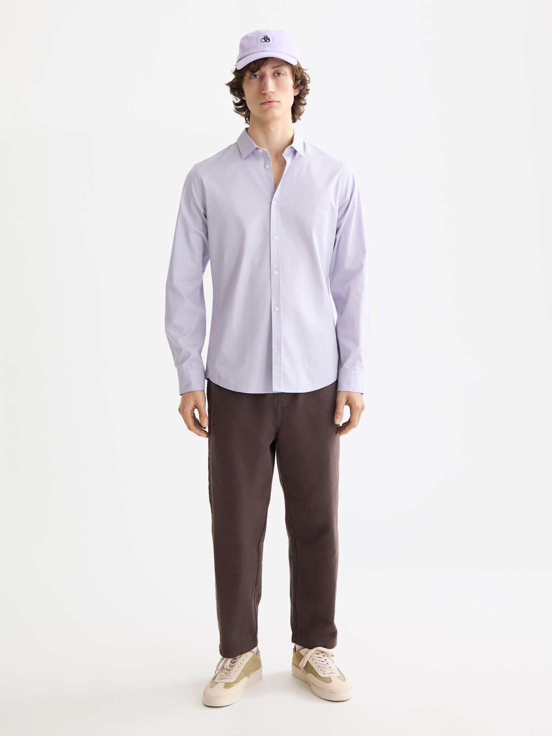 Long sleeve Scotch & Soda poplin shirt featuring a classic collar and button-down front, shown in a stylish fabric pattern.