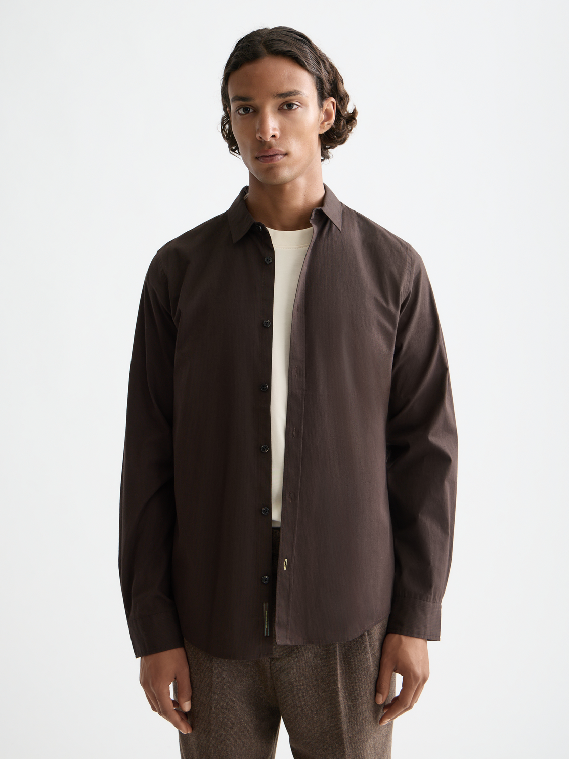 Long-sleeve Scotch & Soda poplin shirt in crisp fabric, shown in a front view with collar and button details.