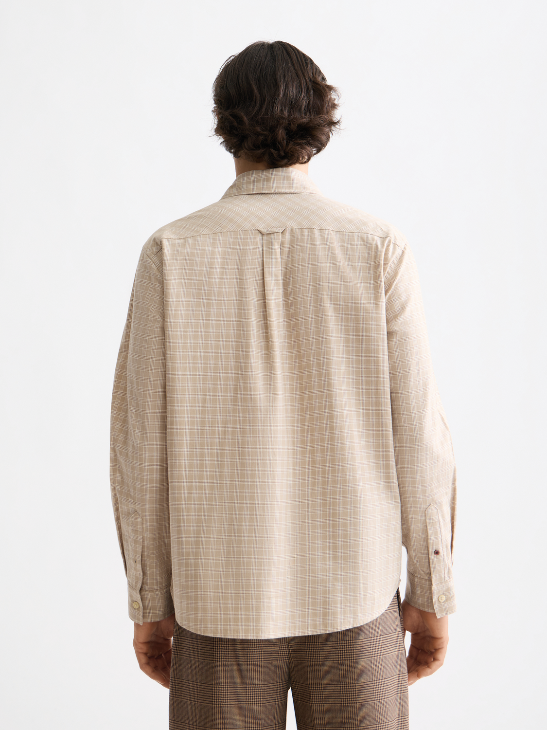 Lightweight Scotch & Soda flannel long-sleeve shirt with plaid pattern, shown from the back.