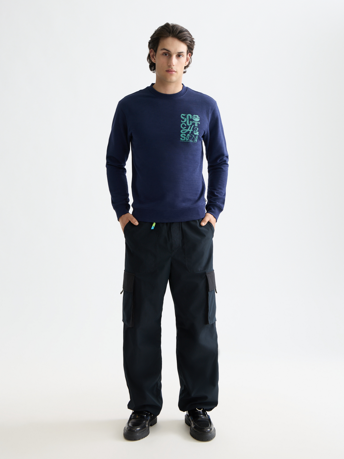 SCOTCH & SODA chest logo sweatshirt featuring a comfortable cotton sweatshirty with a front logo design.