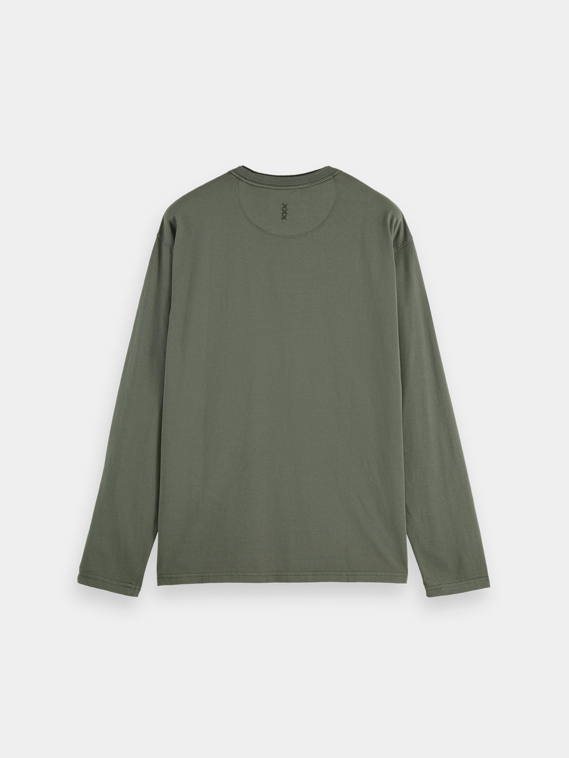 Long-sleeved Scotch & Soda T-shirt with a relaxed fit, featuring a solid color and subtle branding details.
