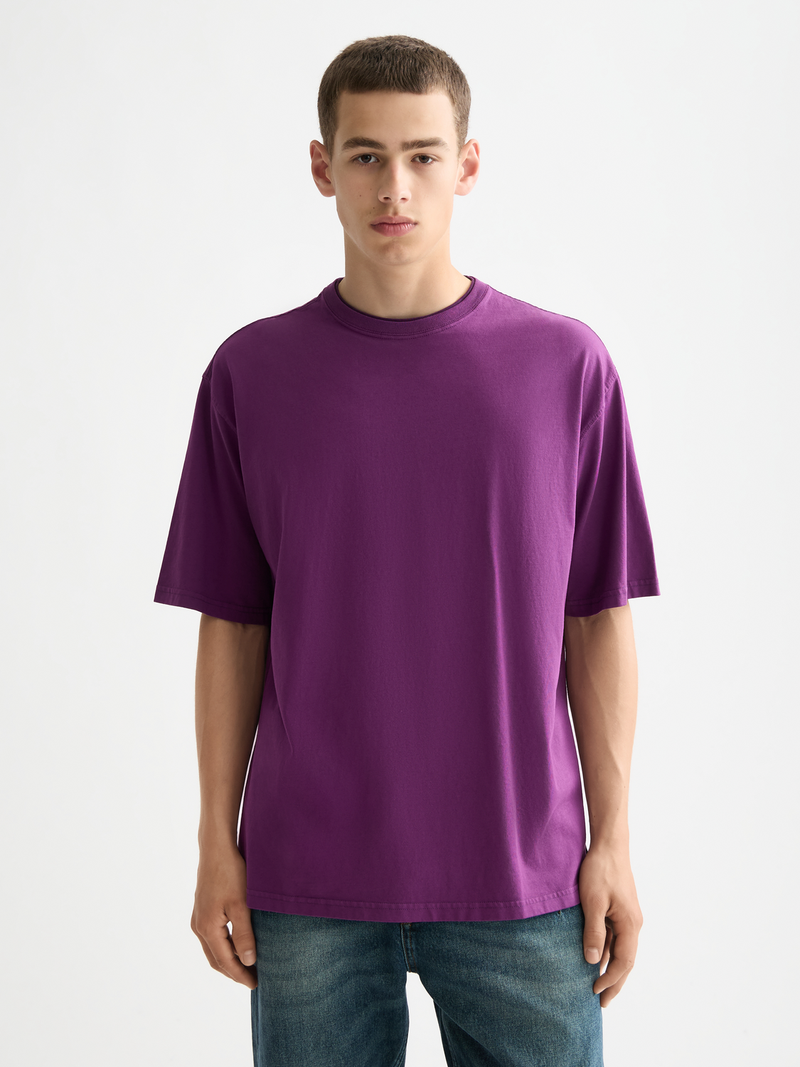 Scotch & Soda men's garment-dyed short-sleeve T-shirt in vibrant color, casual fit, front view showing soft fabric texture.