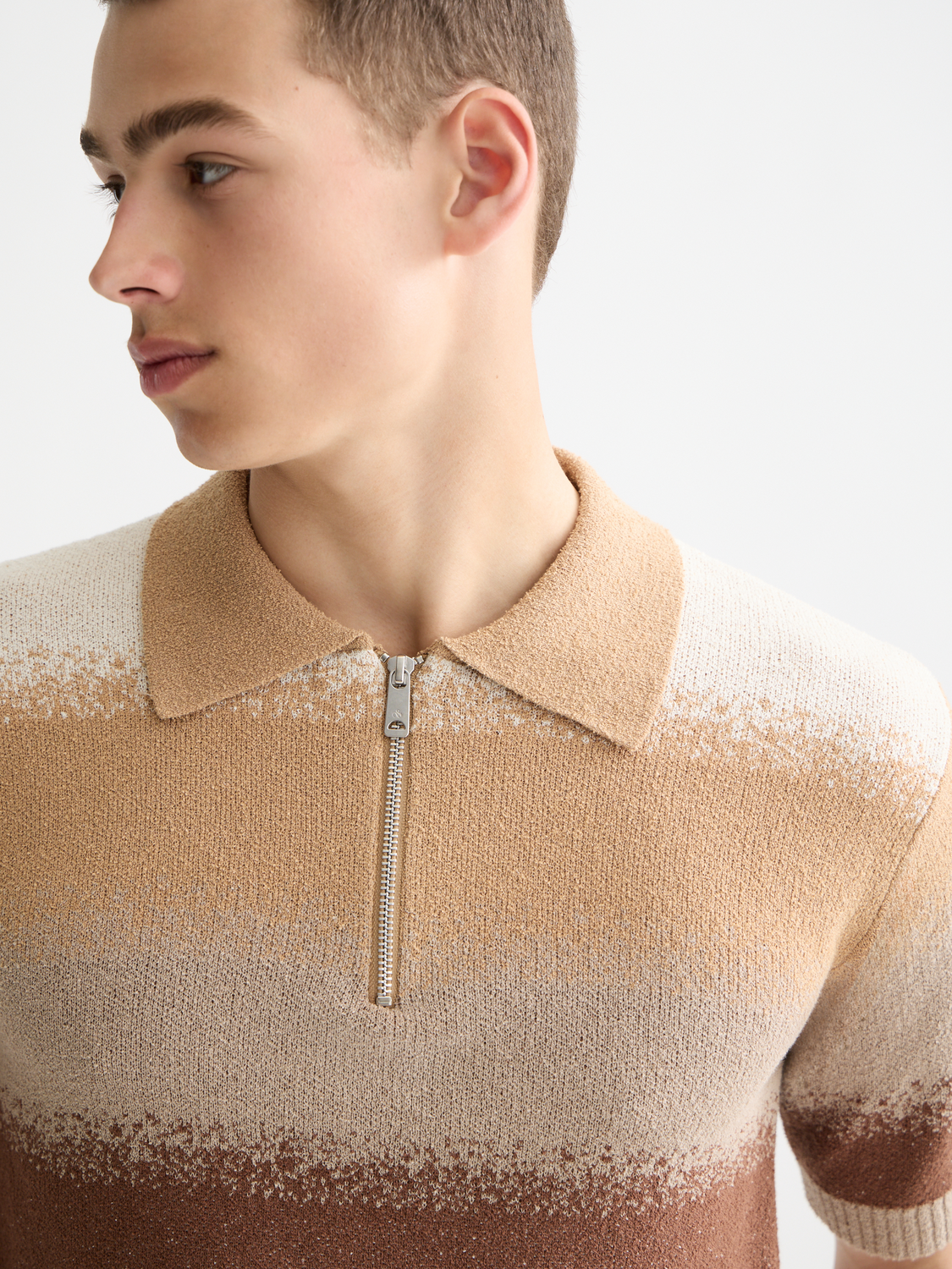 Knitted gradient polo shirt by Scotch & Soda featuring a stylish color transition and classic polo collar.