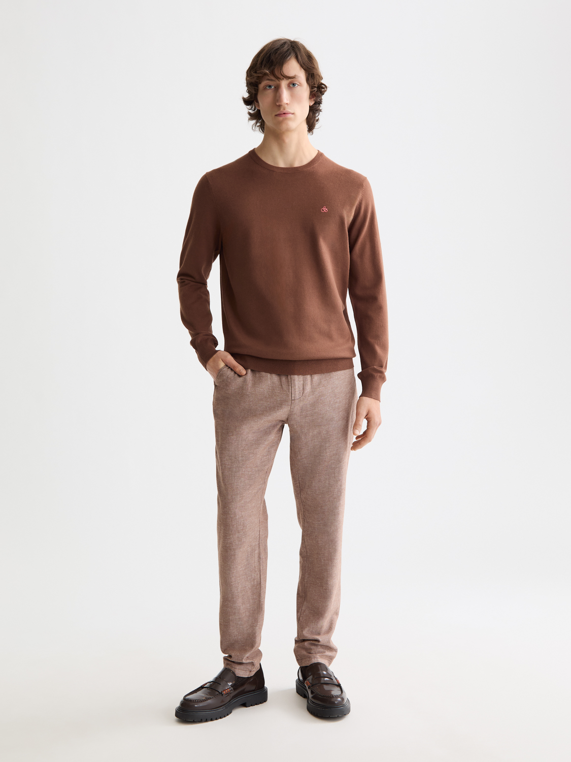 Scotch & Soda Ecovero-blend knit pullover with a crew neckline and textured fabric, shown on a mannequin.