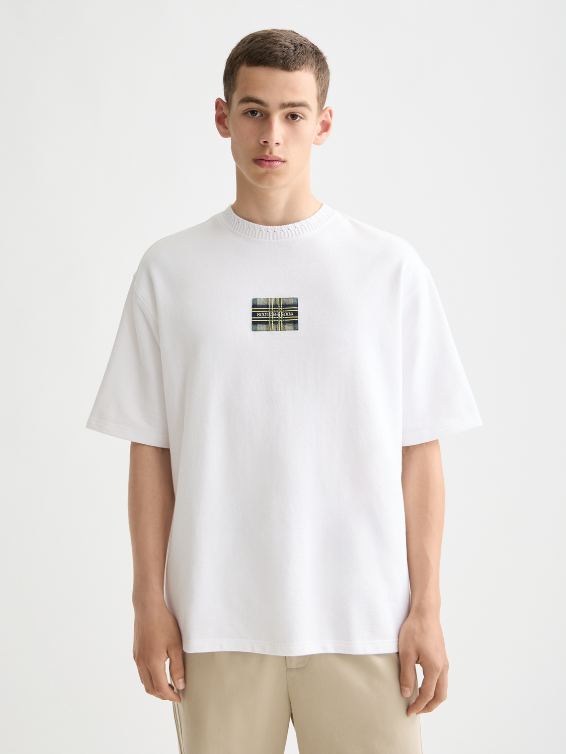 SCOTCH & SODA short sleeve label t-shirt featuring a front graphic design in a casual fit.