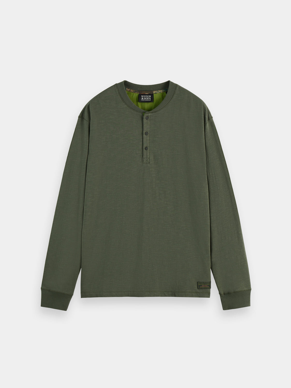 Long sleeve Scotch & Soda Slub Henley T-shirt in a natural fabric with a buttoned placket and casual fit.