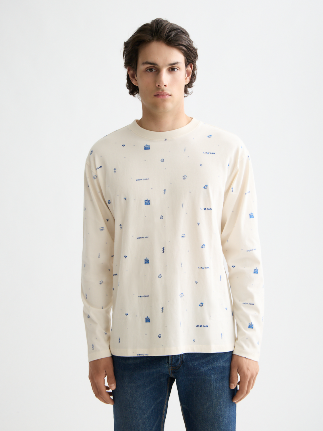 Printed long-sleeved Scotch & Soda T-shirt with a stylish design, featuring a comfortable fit and vibrant print on the front.