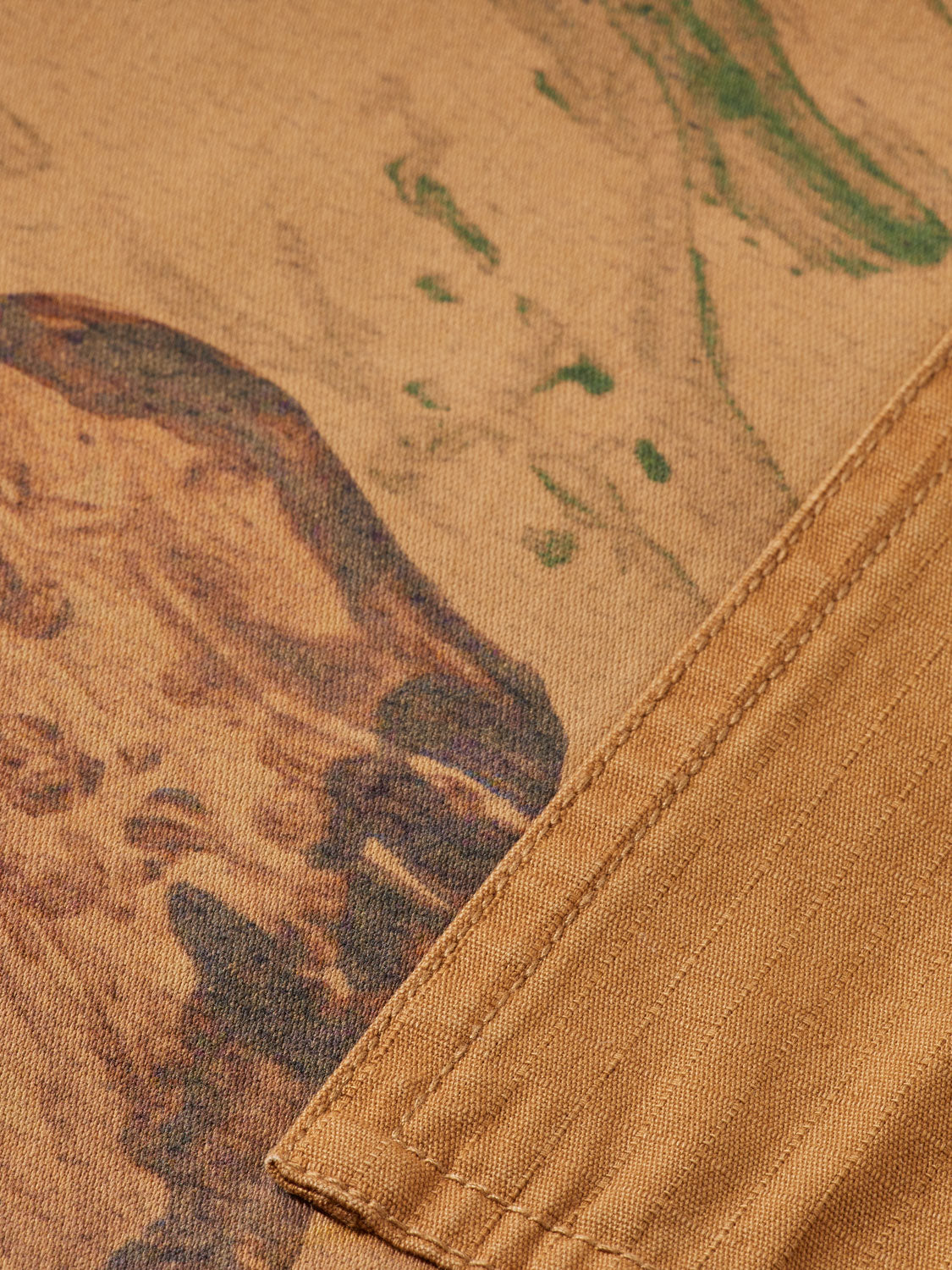 SCOTCH & SODA Harper cargo pants showing olive green fabric with multiple utility pockets and relaxed fit style.
