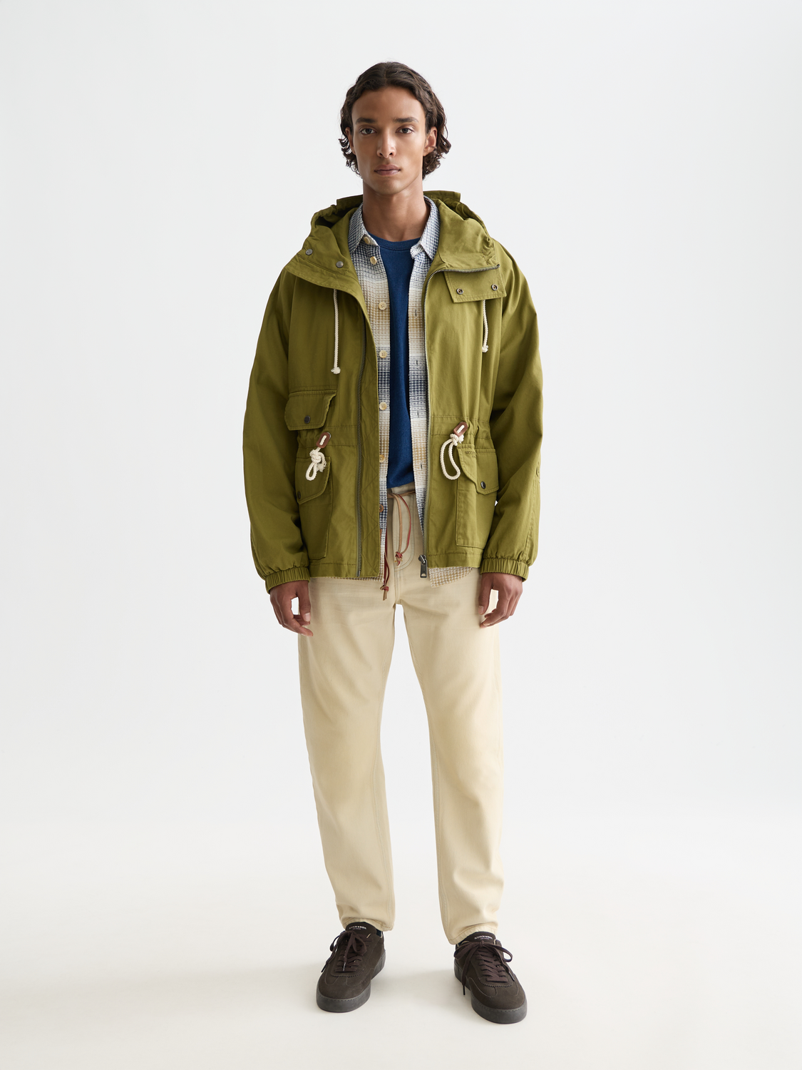 SCOTCH & SODA Heritage smock jacket, lightweight casual jacket with front pockets and button closure, in a neutral color.
