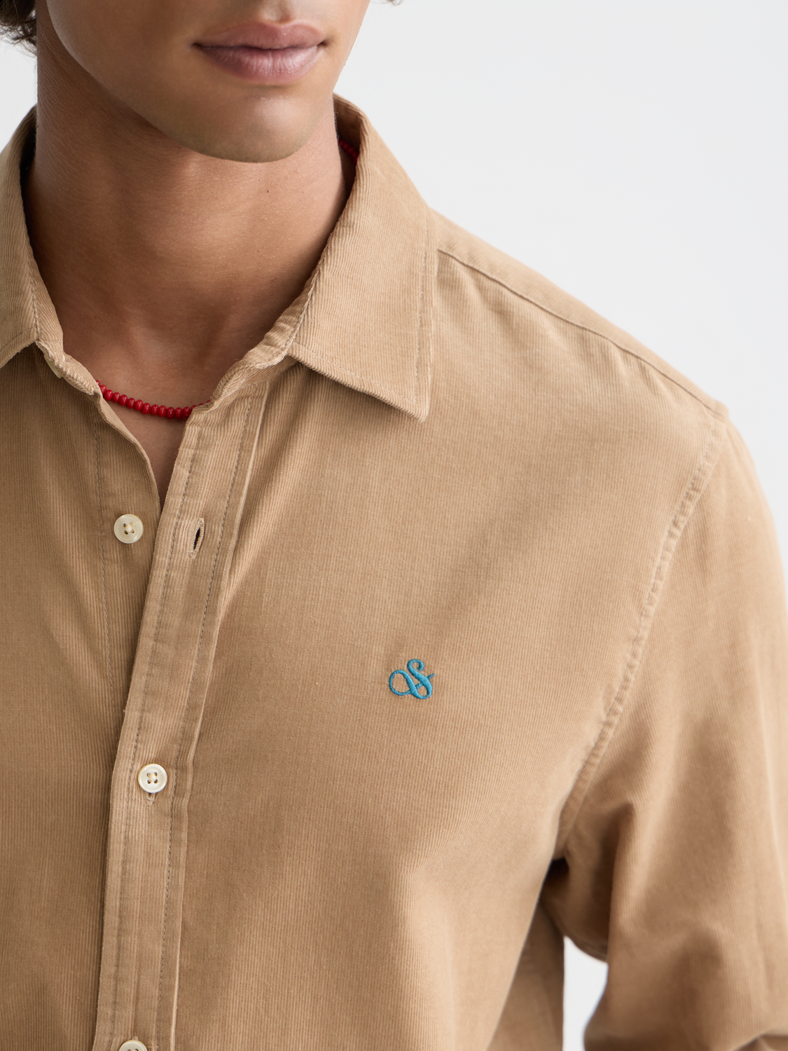 Lightweight navy corduroy long-sleeve shirt from Scotch & Soda, casual fit with button-front and classic collar.