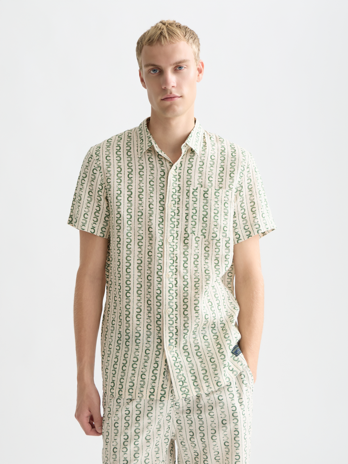 Printed short-sleeved linen shirt by Scotch & Soda, featuring a stylish design and lightweight fabric.