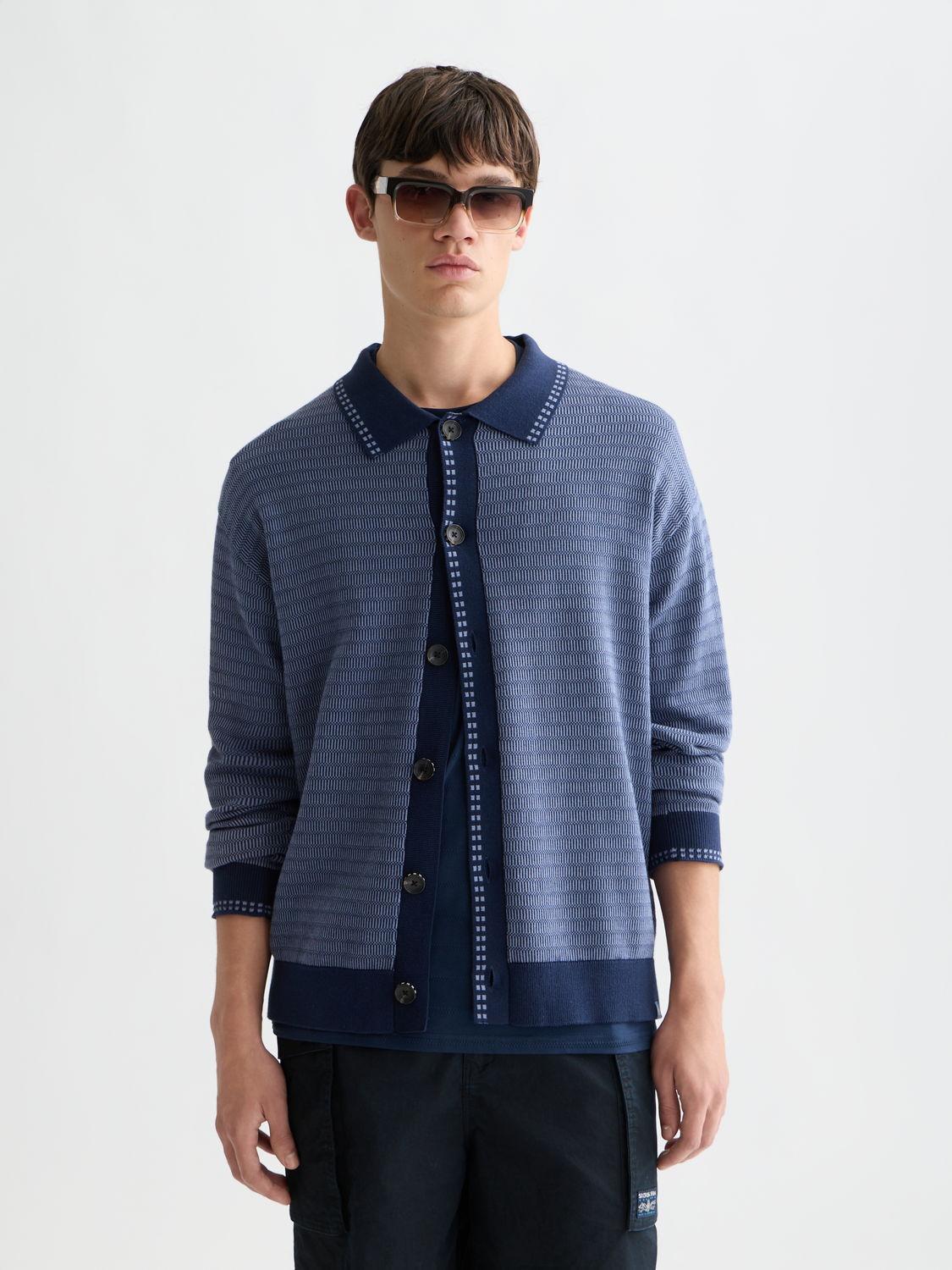 SCOTCH & SODA men's polo cardigan knitwear with a button-up front and classic design, displayed on a plain background.