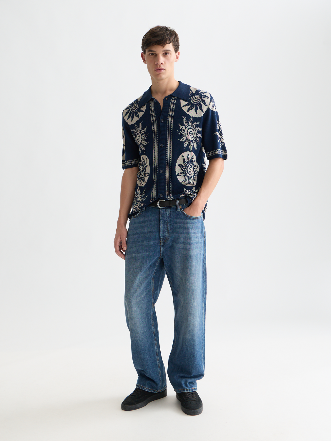 Knitted jacquard short-sleeved shirt from Scotch & Soda, featuring intricate patterns and a comfortable fit.