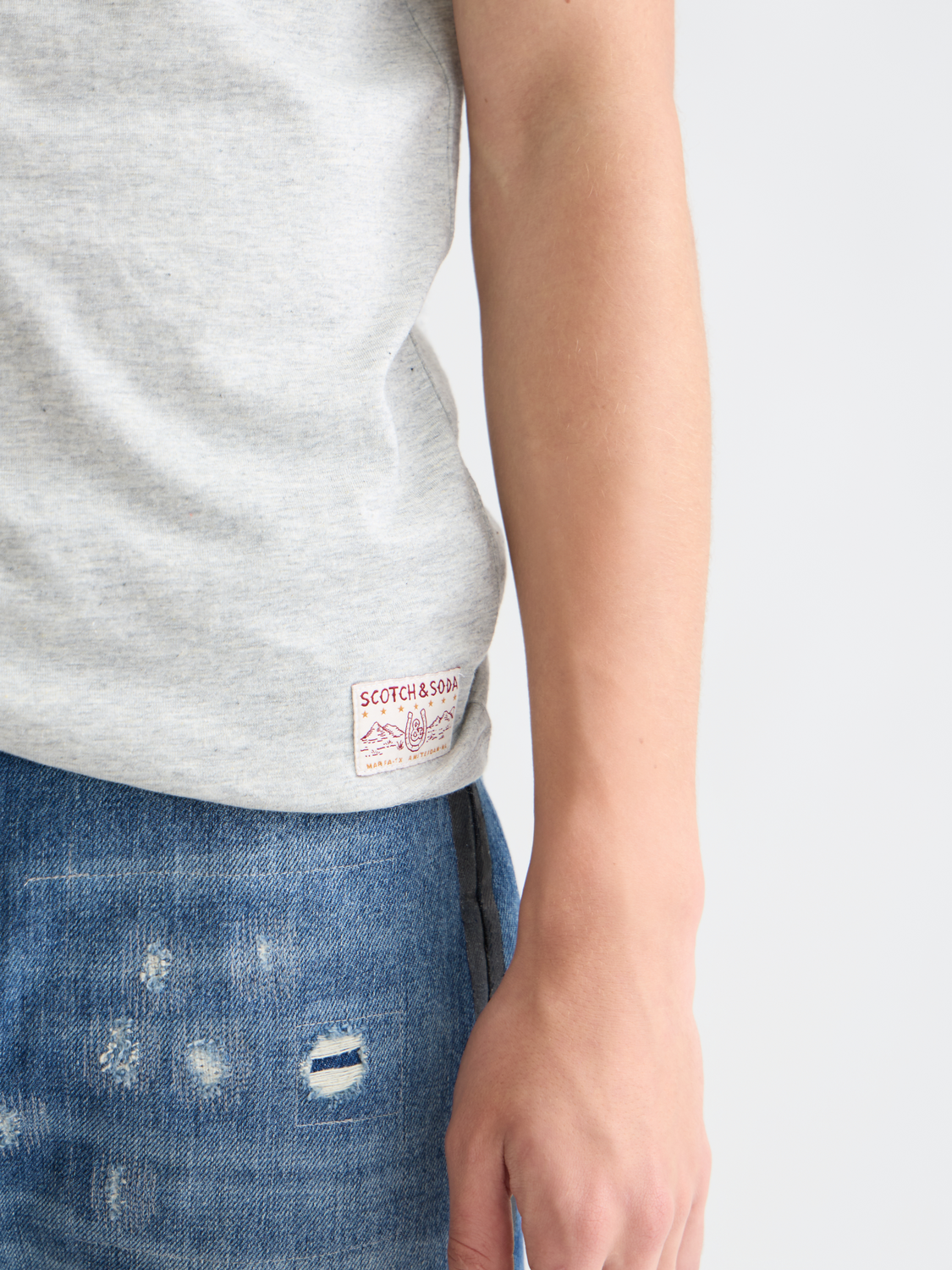 SCOTCH & SODA melange short-sleeve t-shirt with a casual fit, featuring a textured fabric in a versatile color.