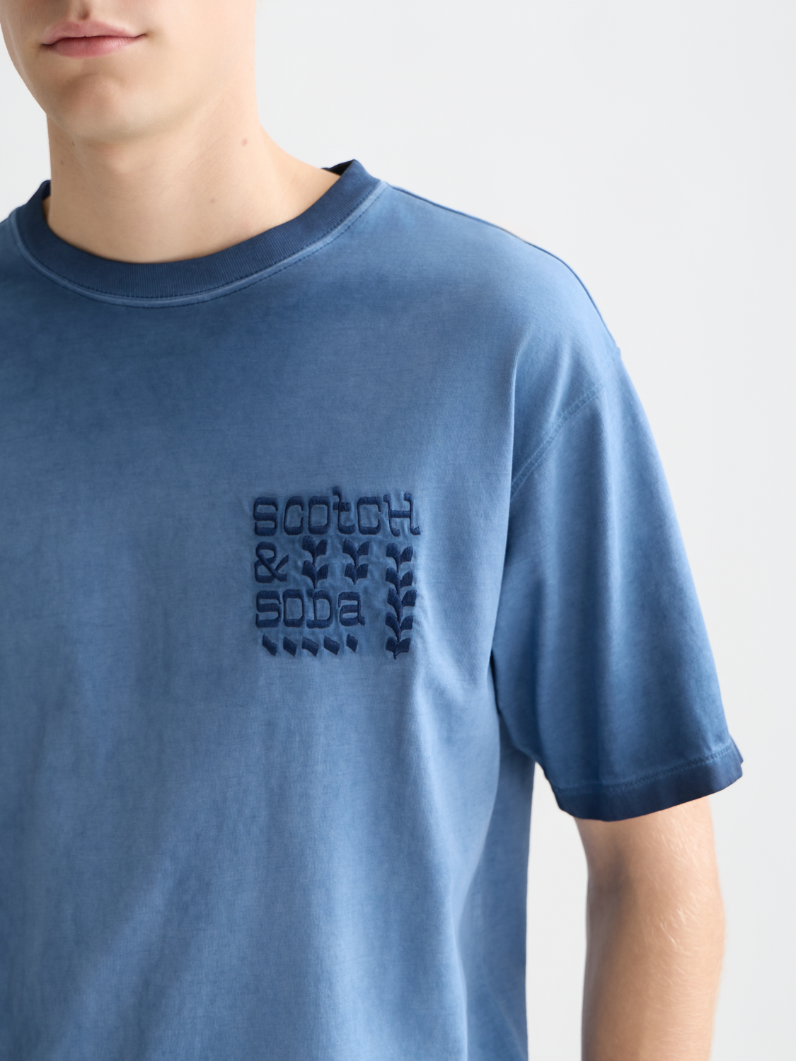 Colorful artwork t-shirt from Scotch & Soda, short sleeve tee with vibrant graphic design and comfortable fit.