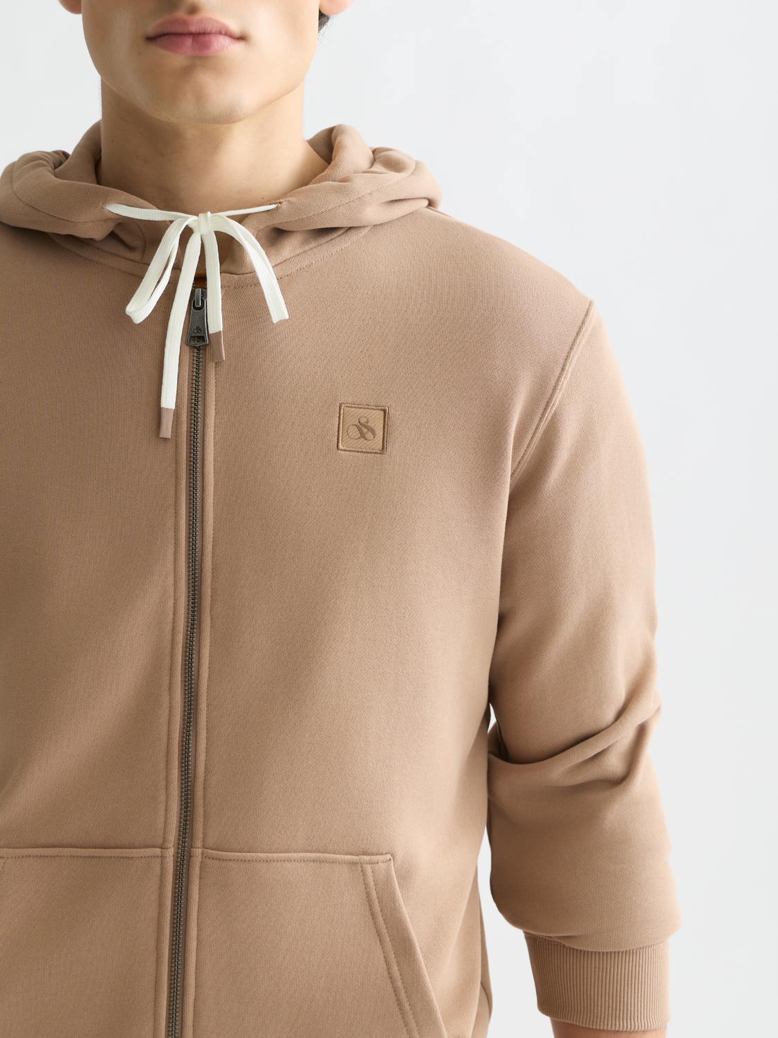SCOTCH & SODA zip-through logo hoodie, gray sweats with front zipper and brand logo detail, casual and comfortable apparel.