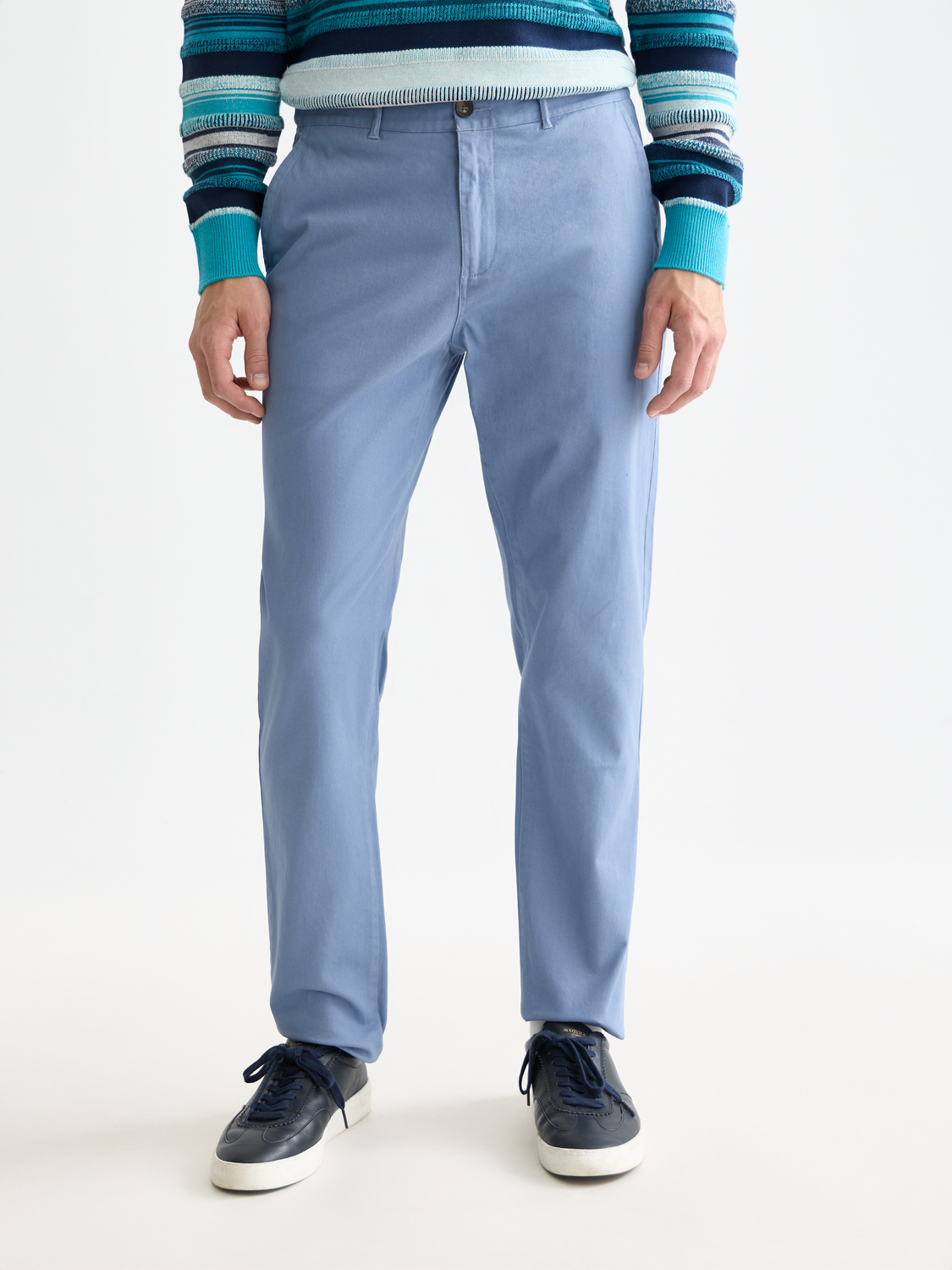 Scotch & Soda Stuart slim-fit chinos in dark green, front view showing tailored design and smooth fabric.