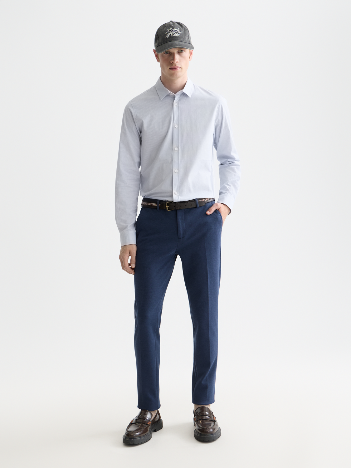 Slim-fit Scotch & Soda Mott super slim-fit chinos pants with a classic design and neutral color, front view.