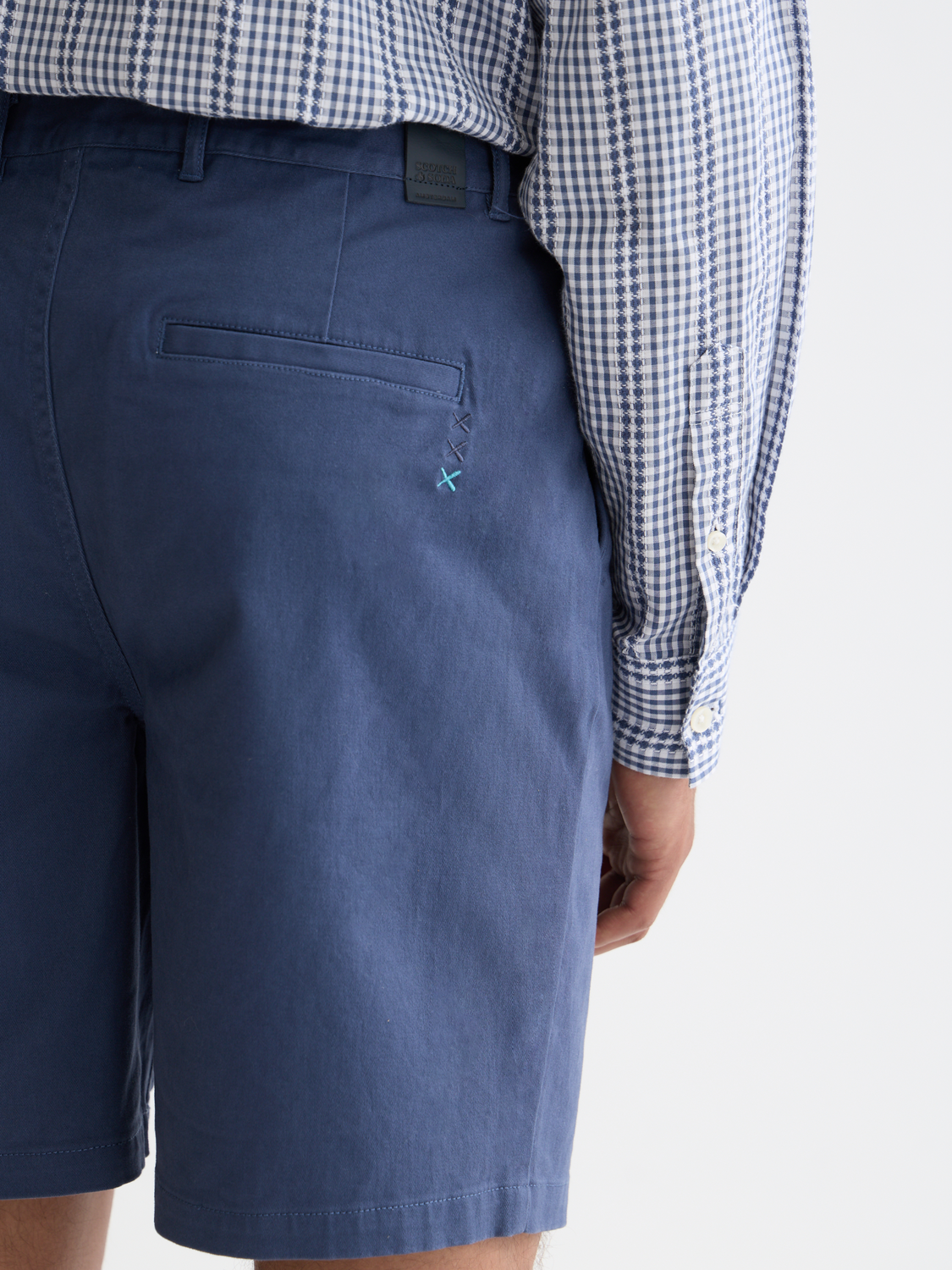 Scotch & Soda Stuart chino shorts in beige, featuring a tailored fit with front pockets and belt loops, casual summer style.