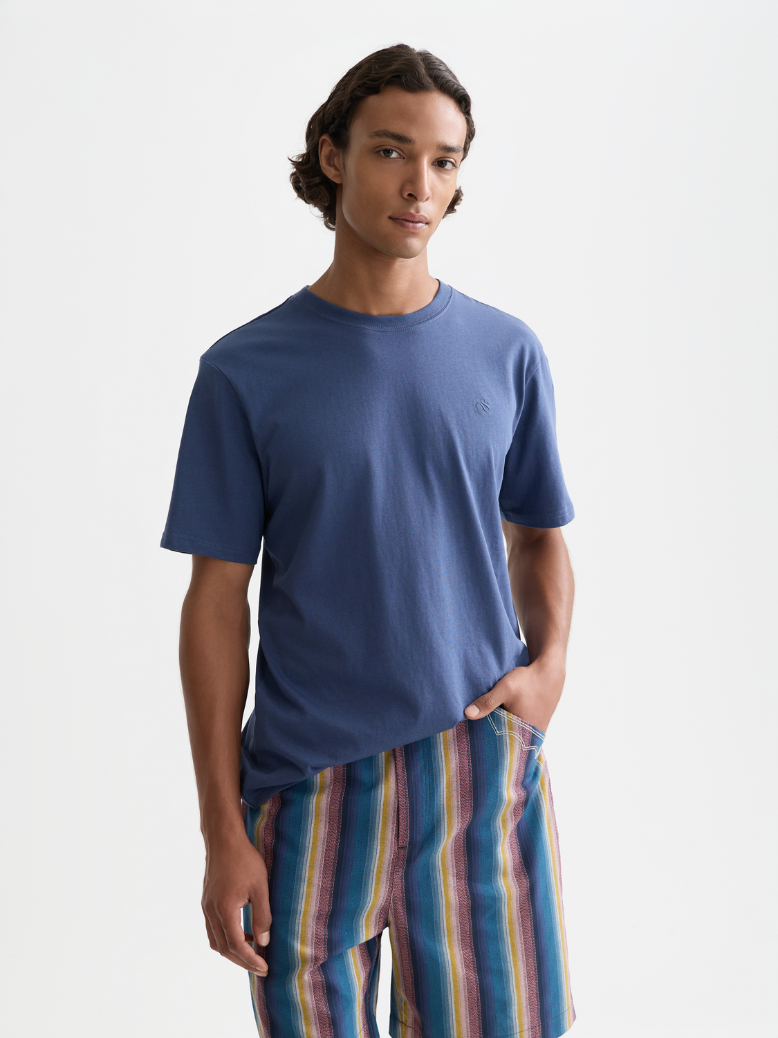 Scotch & Soda logo T-shirt, short-sleeve crew neck tee with a graphic logo design on the front.