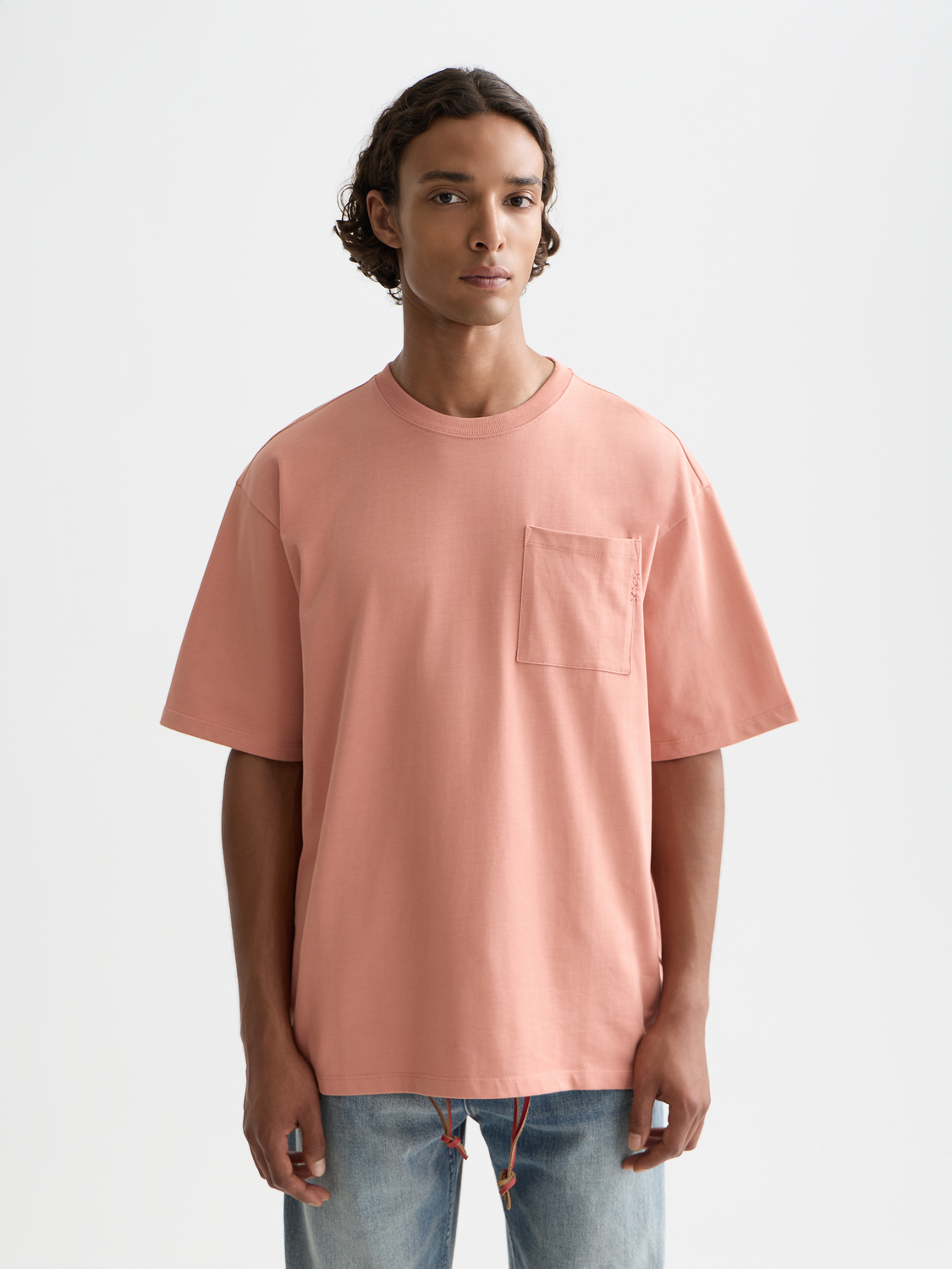 Scarlet short-sleeve Scotch & Soda chest pocket t-shirt with front pocket and crew neck design.