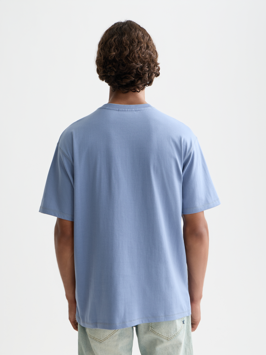 Black short-sleeve T-shirt with Scotch & Soda logo front, casual men's tee, comfortable cotton material, stylish everyday wear.