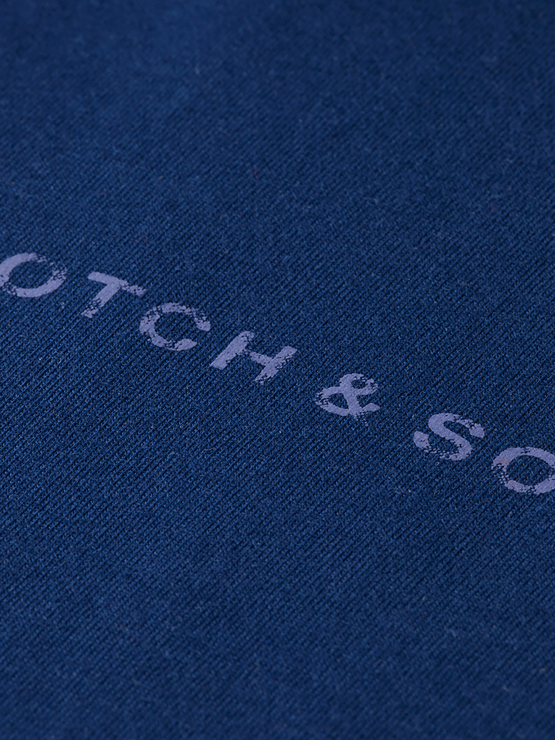White short-sleeve Scotch & Soda logo t-shirt with a printed graphic on front, casual and stylish for everyday wear.