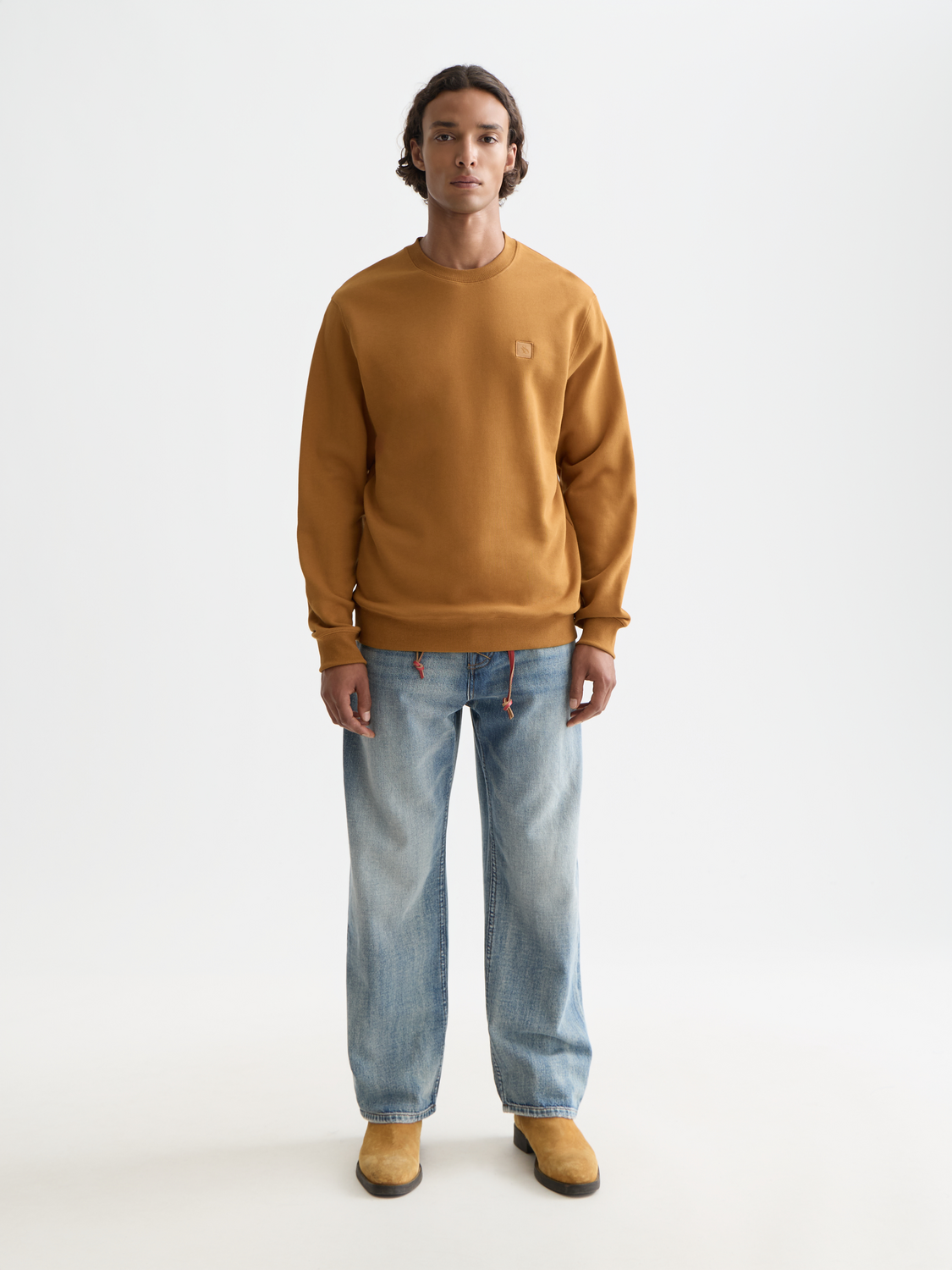 SCOTCH & SODA logo sweatshirt, casual sweats with a bold front logo, soft fabric and comfortable fit.