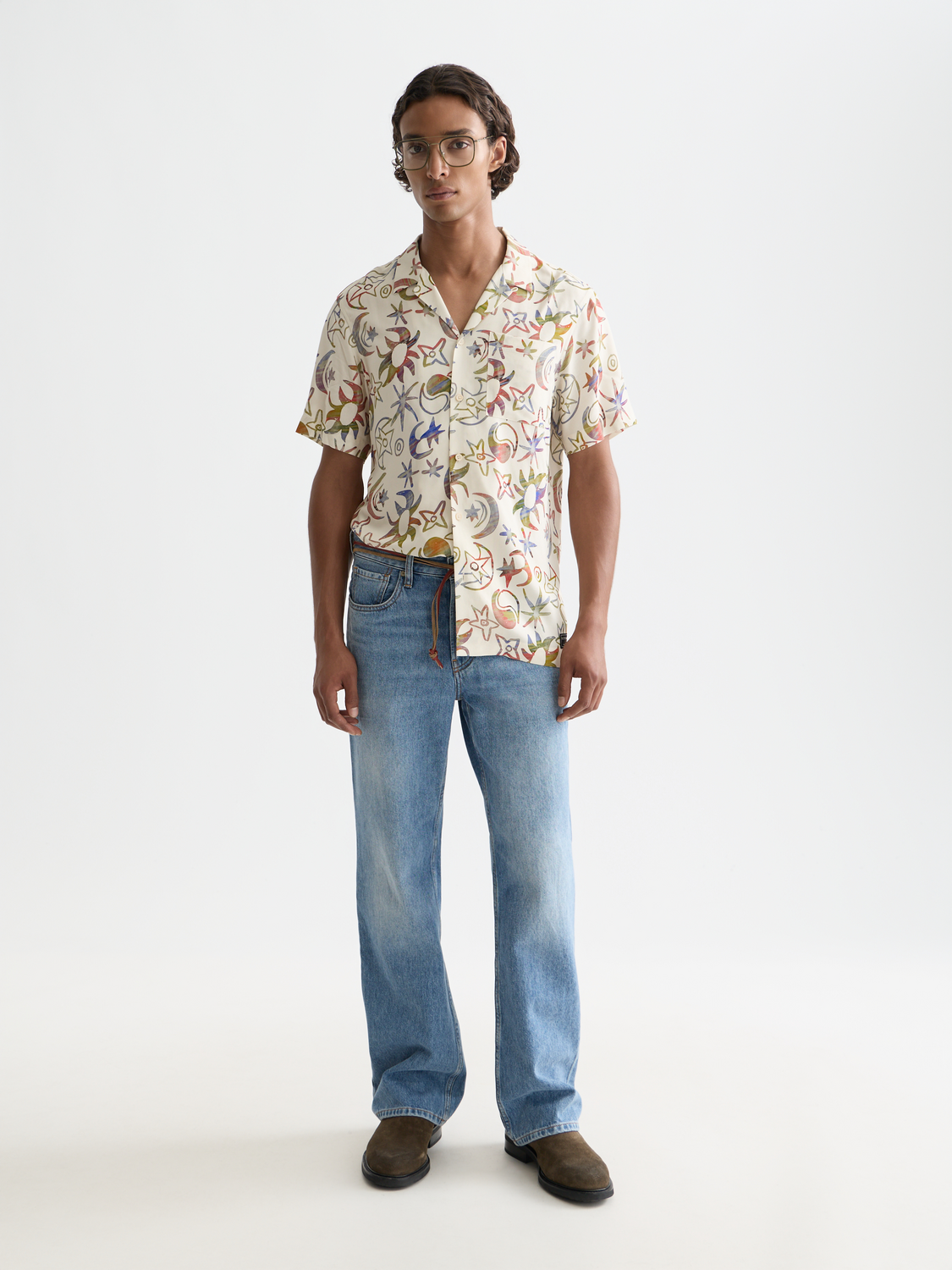 Wide-fit denim jeans by Scotch & Soda featuring a casual fit, classic five-pocket design, and a stylish vintage wash.